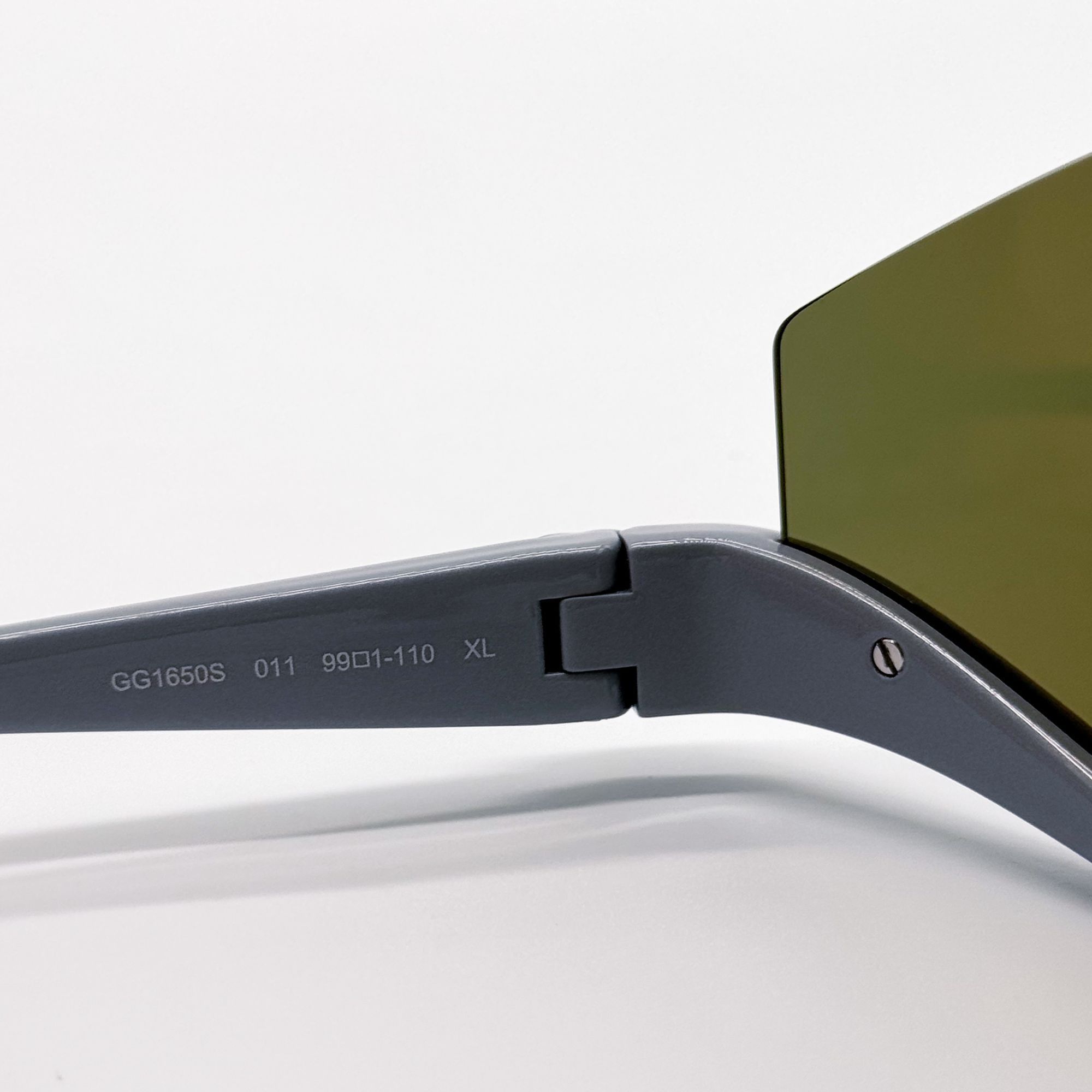 Gucci NEW GUCCI SUNGLASSES GG1650S 011 SHIELD GRAY GREEN UNISEX Size ONE SIZE - 7 Thumbnail