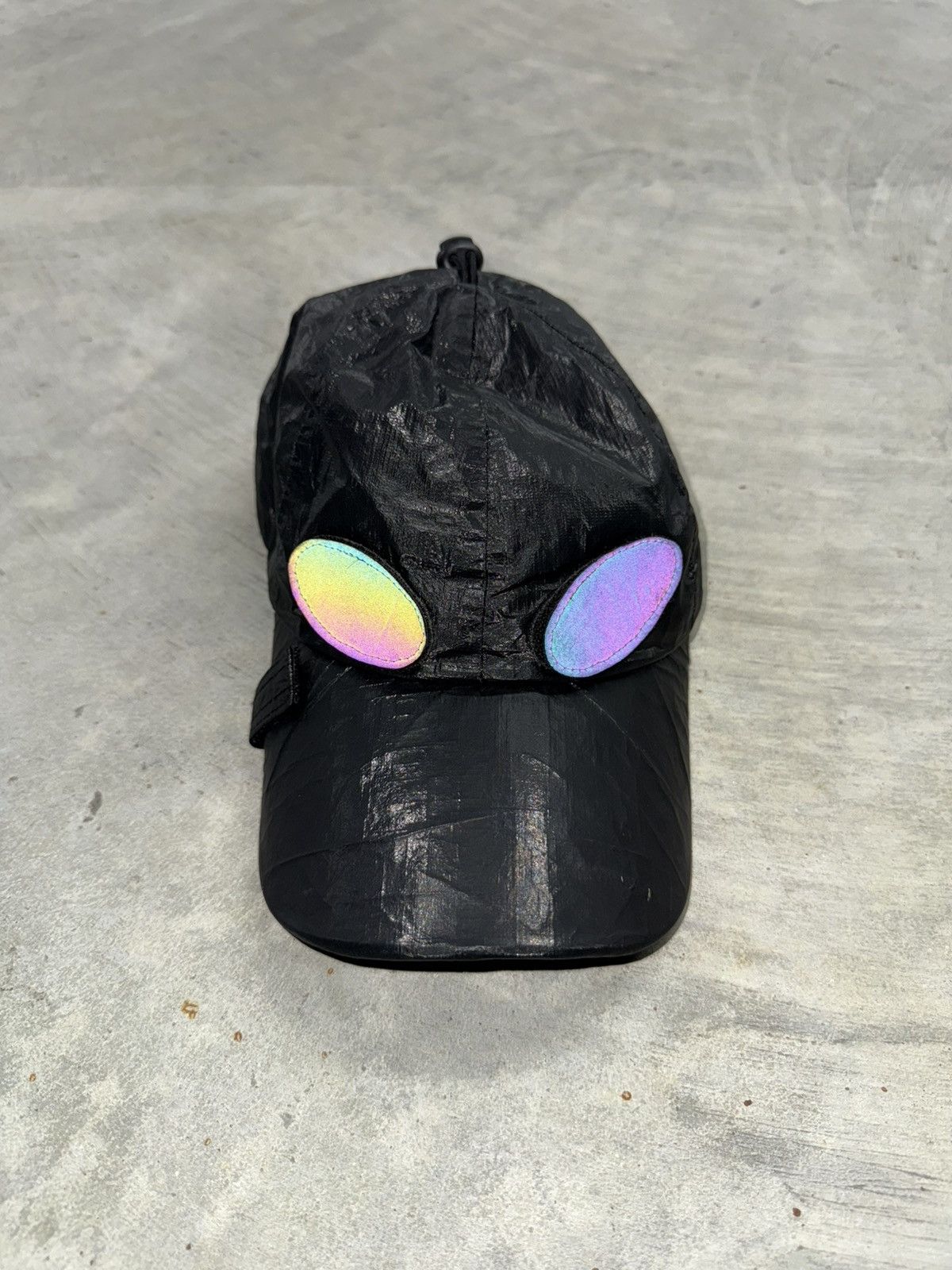 Ader Error Ader Error S/S20 Alien Eye Velcro Hat Size ONE SIZE - 2 Thumbnail
