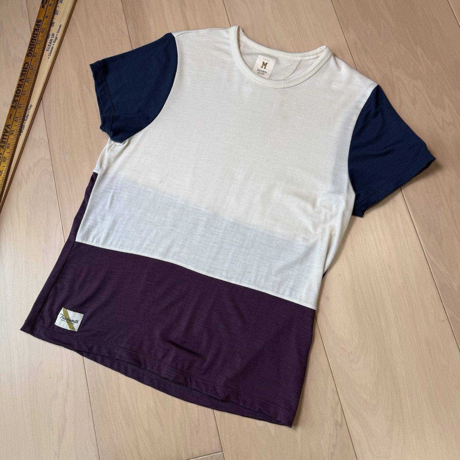 Tracksmith New England Tracksmith Merino Wool Shirt Women's Multicolor Short Sleeve Size M / US 6-8 / IT 42-44 - 9 Thumbnail