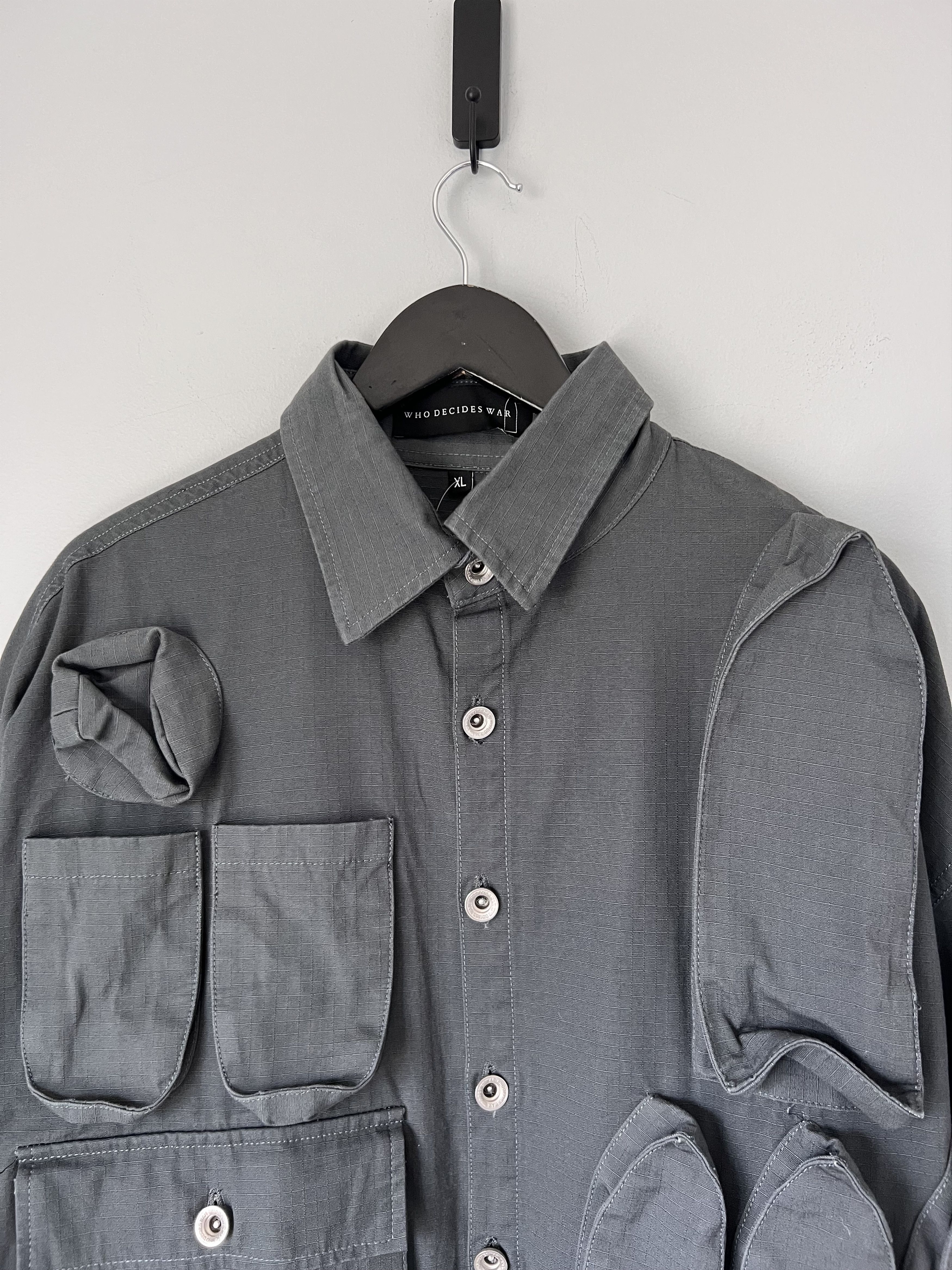 Who Decides War Who Decides War Multi Pocket Tech Coat in Grey Size US XL / EU 56 / 4 - 2 Thumbnail