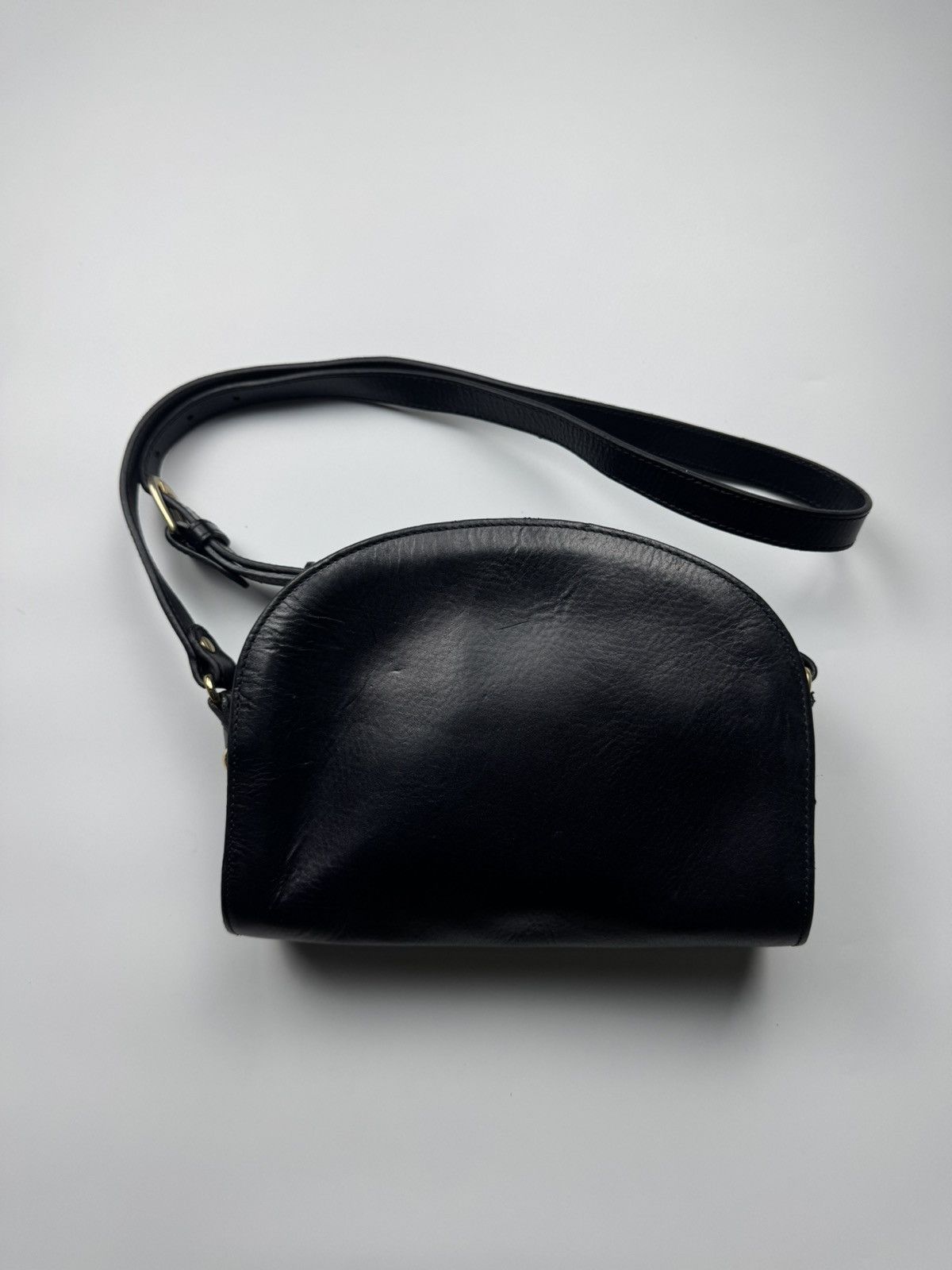 A.P.C. A.P.C. Navy Half Moon Demi Lune Crossbody Bag Size ONE SIZE - 3 Thumbnail