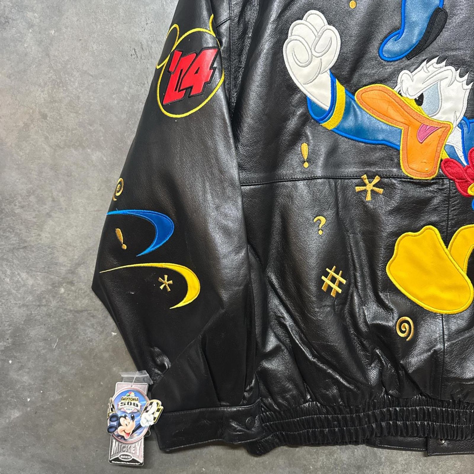 Disney × Vintage Vintage JH Design Donald Duck NASCAR Disney Leather Jacket Size US XL / EU 56 / 4 - 4 Thumbnail