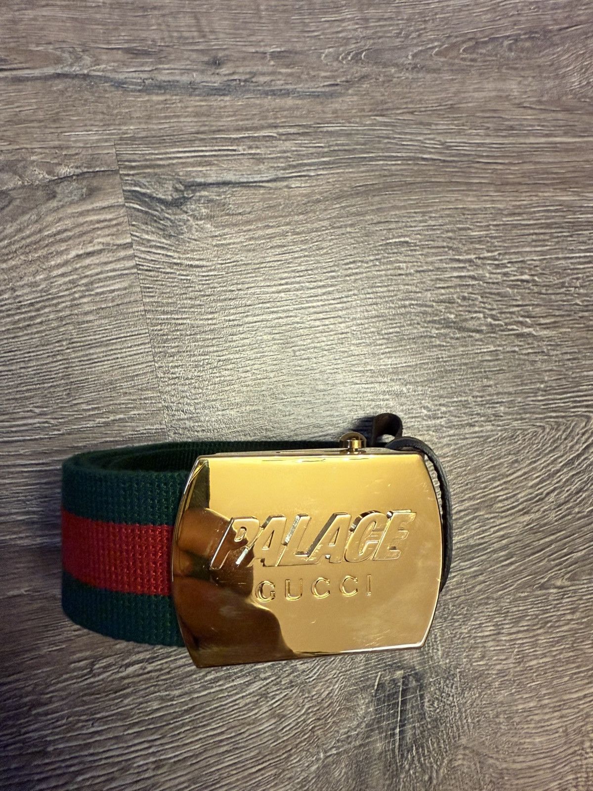 【超希少】GUCCI × PALACE Web Skater Belt 超希少】GUCCI × PALACE Web Skater Belt Palace x Gucci Web Skater