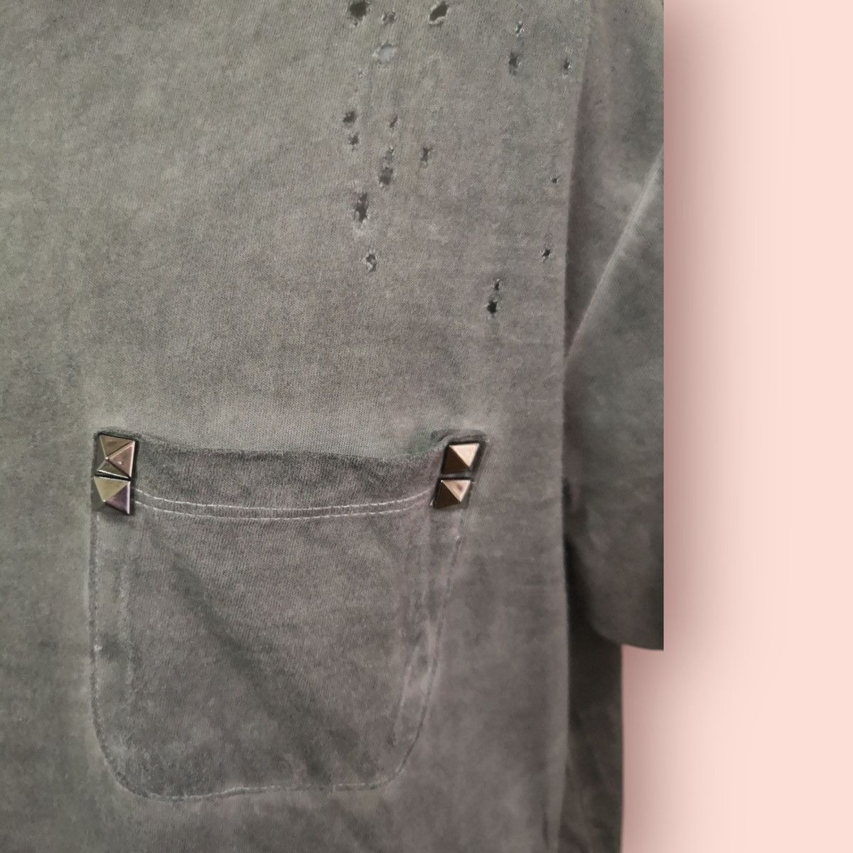 Other VINTAGE VALENTINO DISTRESSED STUDDED RAYON SHIRT Size US L / EU 52-54 / 3 - 4 Thumbnail