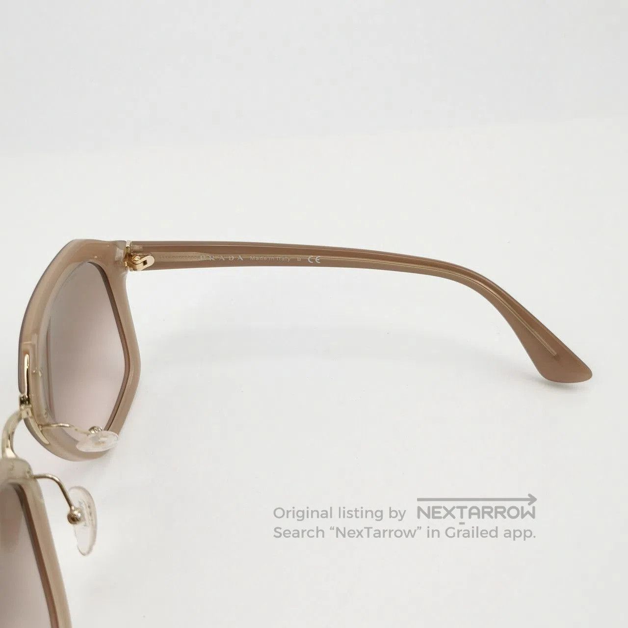 Prada Prada Logo Frame Sunglasses in Brown. Size ONE SIZE - 5 Thumbnail