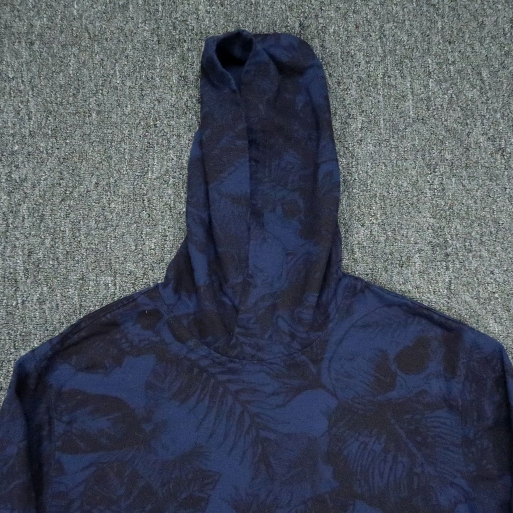 Robert Graham Robert Graham Hoodie Mens XL Blue Floral Skull Print All Over Hooded Classic Fit Size US XL / EU 56 / 4 - 2 Thumbnail