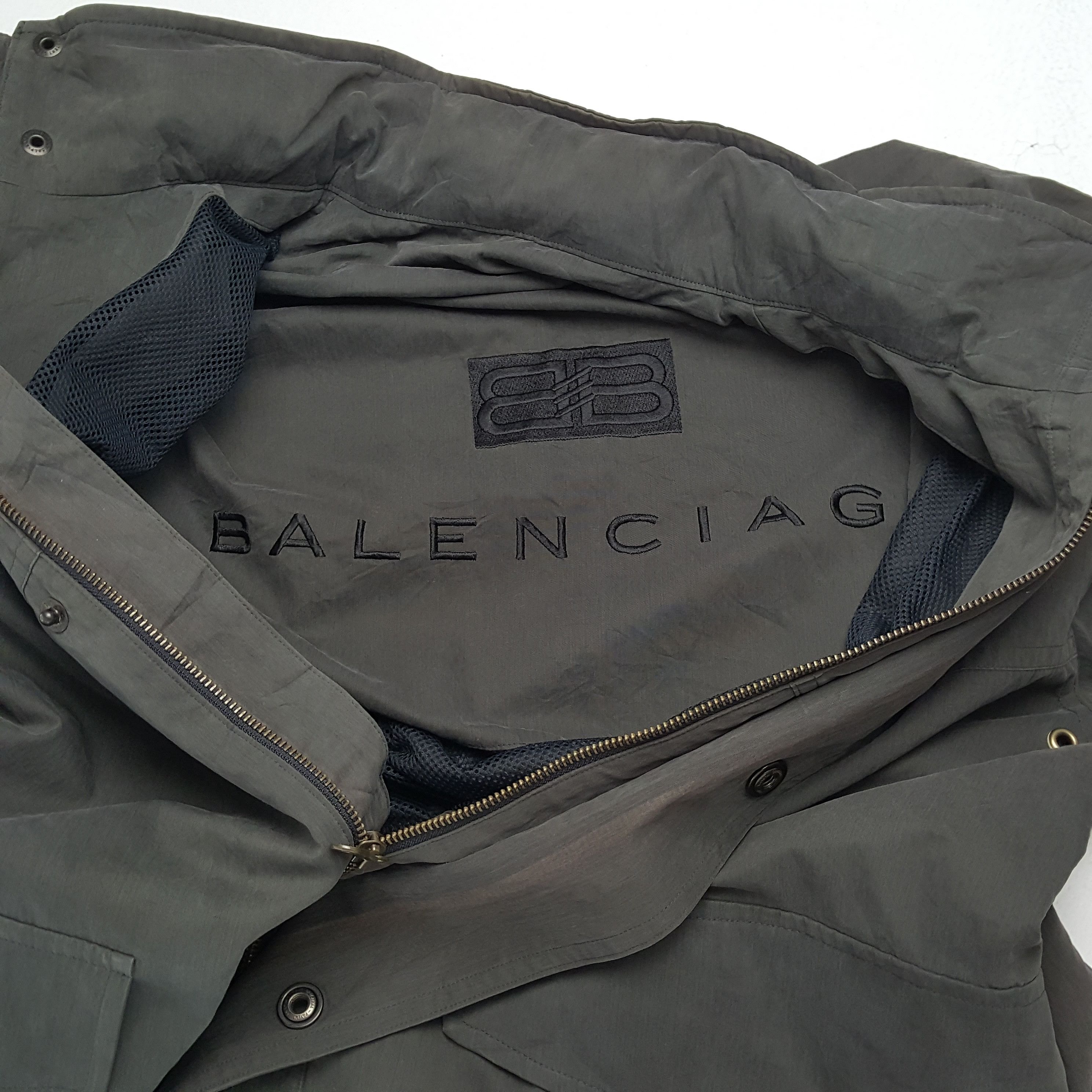 Balenciaga × Vintage Vintage BALENCIAGA SPORTS PARIS Italian Luxury Brand Jacket Size US L / EU 52-54 / 3 - 8 Thumbnail