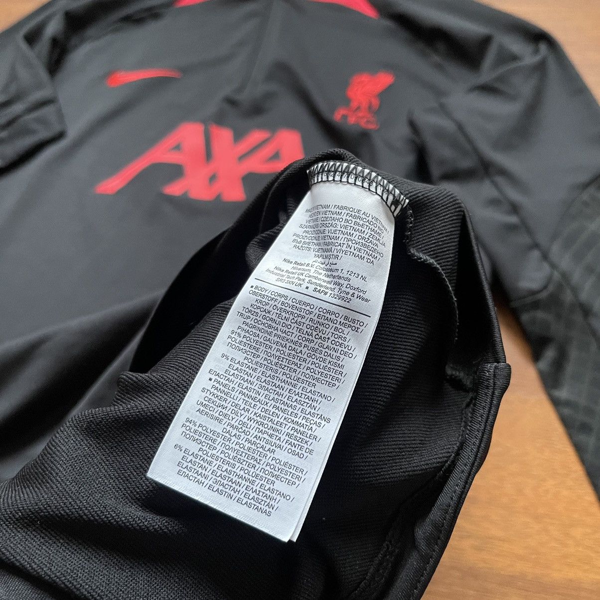 Nike LIVERPOOL NIKE 2022/2023 FOOTBALL SOCCER TRAINING TRACK TOP Size US L / EU 52-54 / 3 - 10 Thumbnail