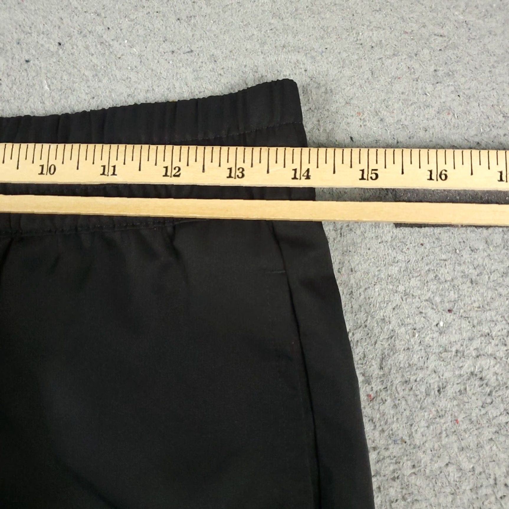 Puma Puma Shorts Womens XS Black Active Running Jogging Training Ladies Size 26" / US 2 / IT 38 - 4 Thumbnail