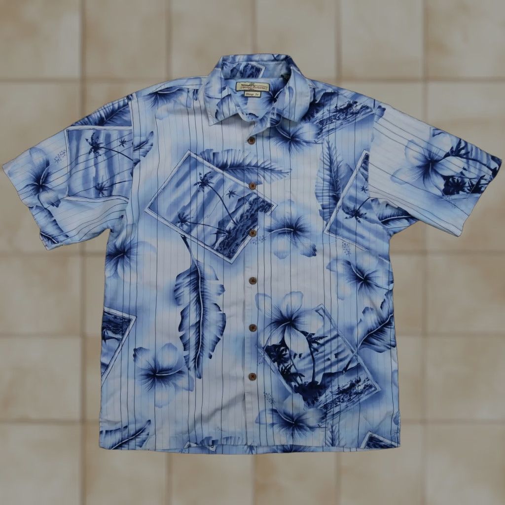 Tommy Bahama Tommy Bahama Shirt Men Medium Blue Silk Floral Postcard Vintage Fit Short Sleeve Poster Card Silk Shirt Men Modern Casual Travel Workwear Size US M / EU 48-50 / 2 - 1 Thumbnail