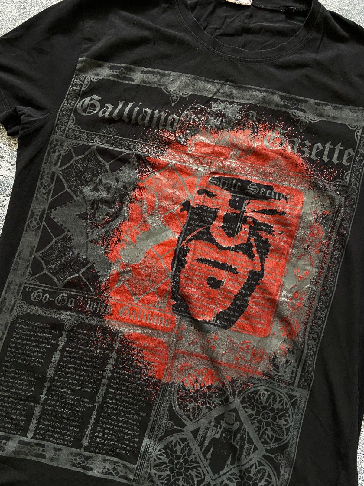 John Galliano John Galliano Graphic Black Red Print Designer Avant-Garde Size US M / EU 48-50 / 2 - 2 Thumbnail
