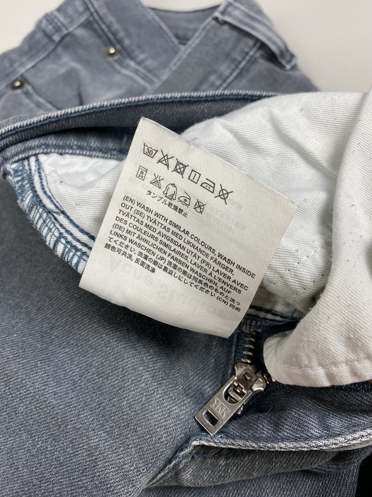 Acne Studios Acne Studios Max Darko men’s jeans pants size 31 x 34 Size US 31 - 15 Thumbnail