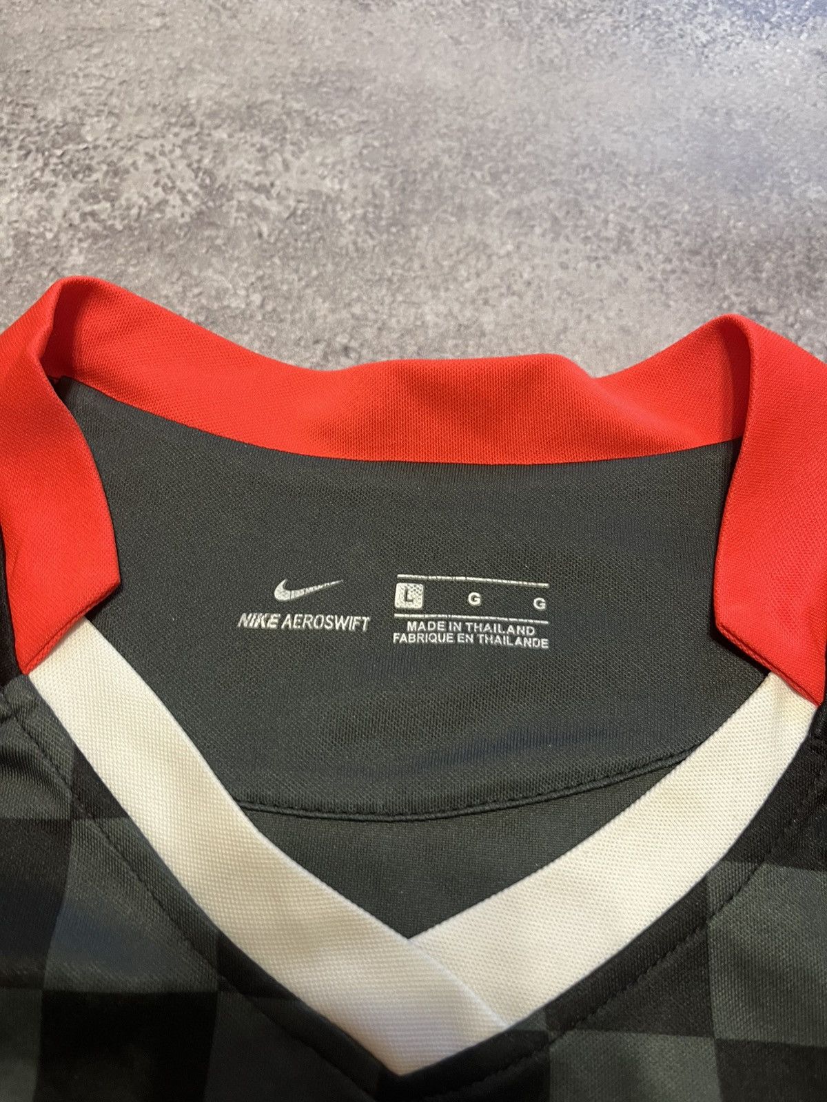 Nike Nike Liverpool 2020/2021 3rd soccer jersey Size US L / EU 52-54 / 3 - 6 Thumbnail