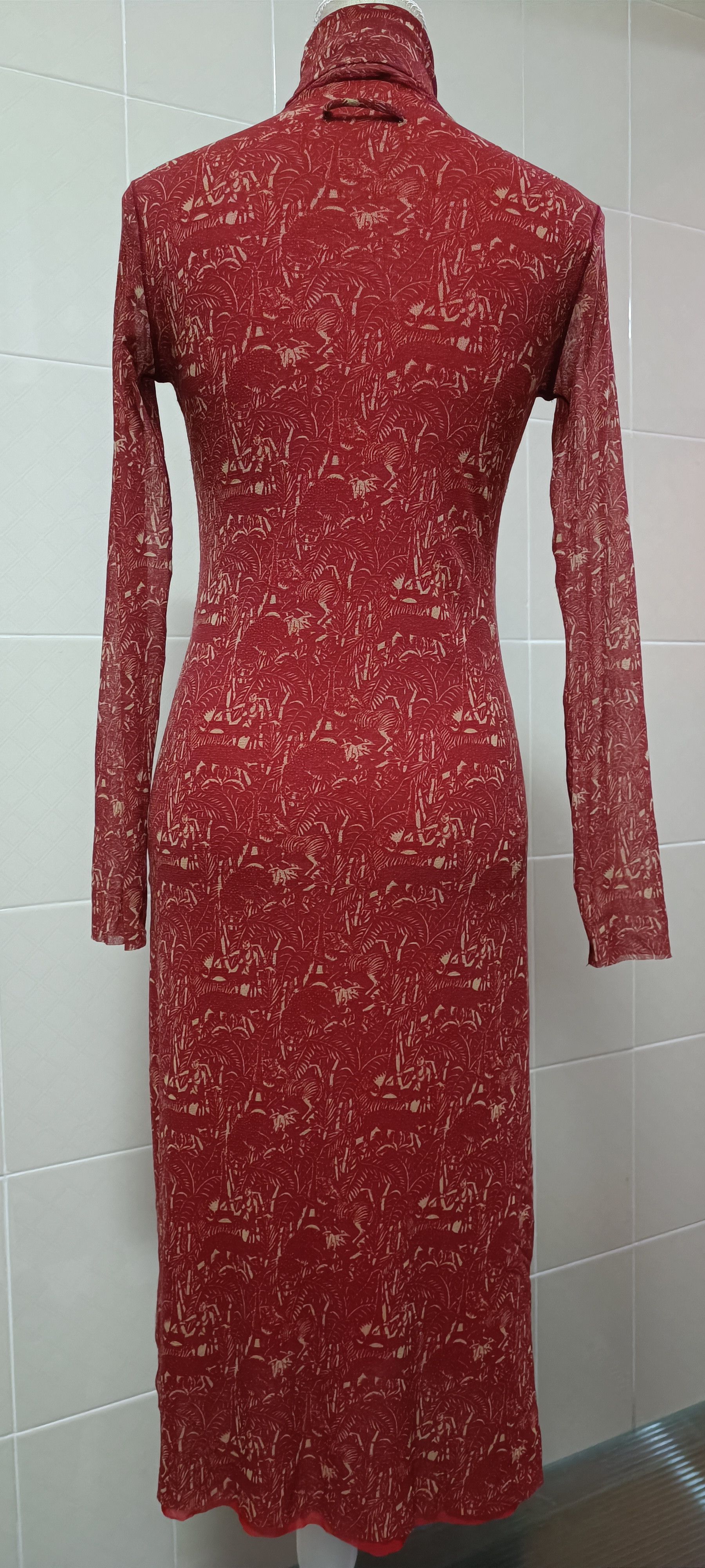 Jean Paul Gaultier Maroon maxi dress with figures in cream tones. Size M / US 6-8 / IT 42-44 - 17 Thumbnail
