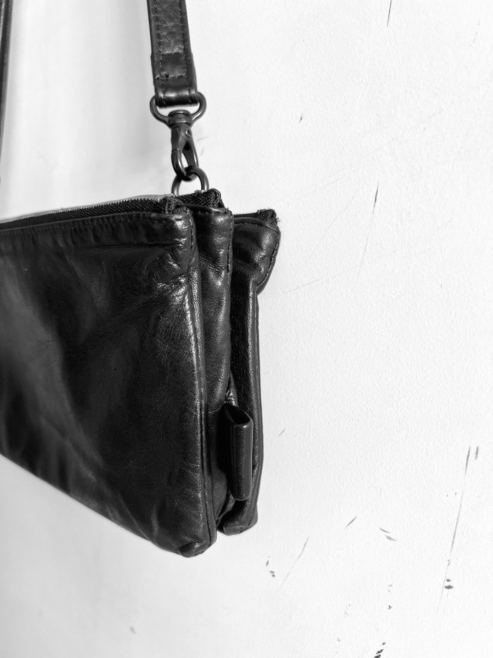 Yohji Yamamoto Yohji Yamamoto Femme - 3 Pocket Leather Shoulder Bag WALLET Size ONE SIZE - 5 Thumbnail