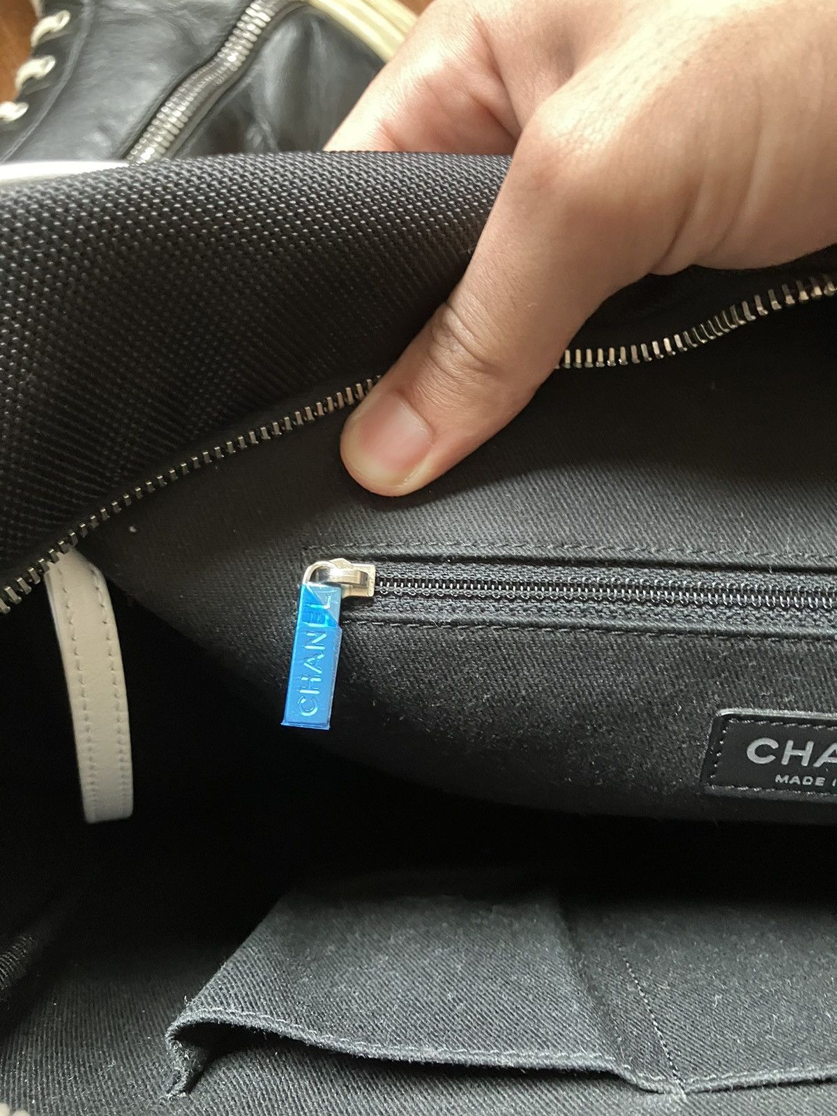 Chanel SS18 Chanel Airlines Tote Shopping Bag Size ONE SIZE - 7 Thumbnail