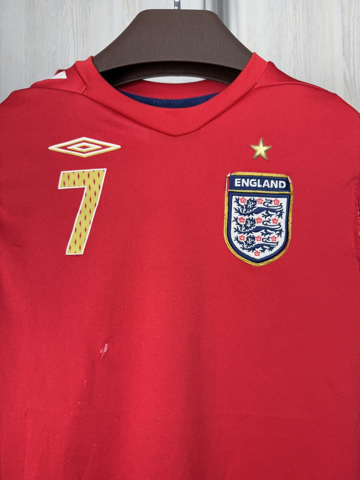 Umbro Umbro England 2006 2008 #7 Beckham away soccer jersey shirt Size US XXS / EU 40 - 3 Thumbnail