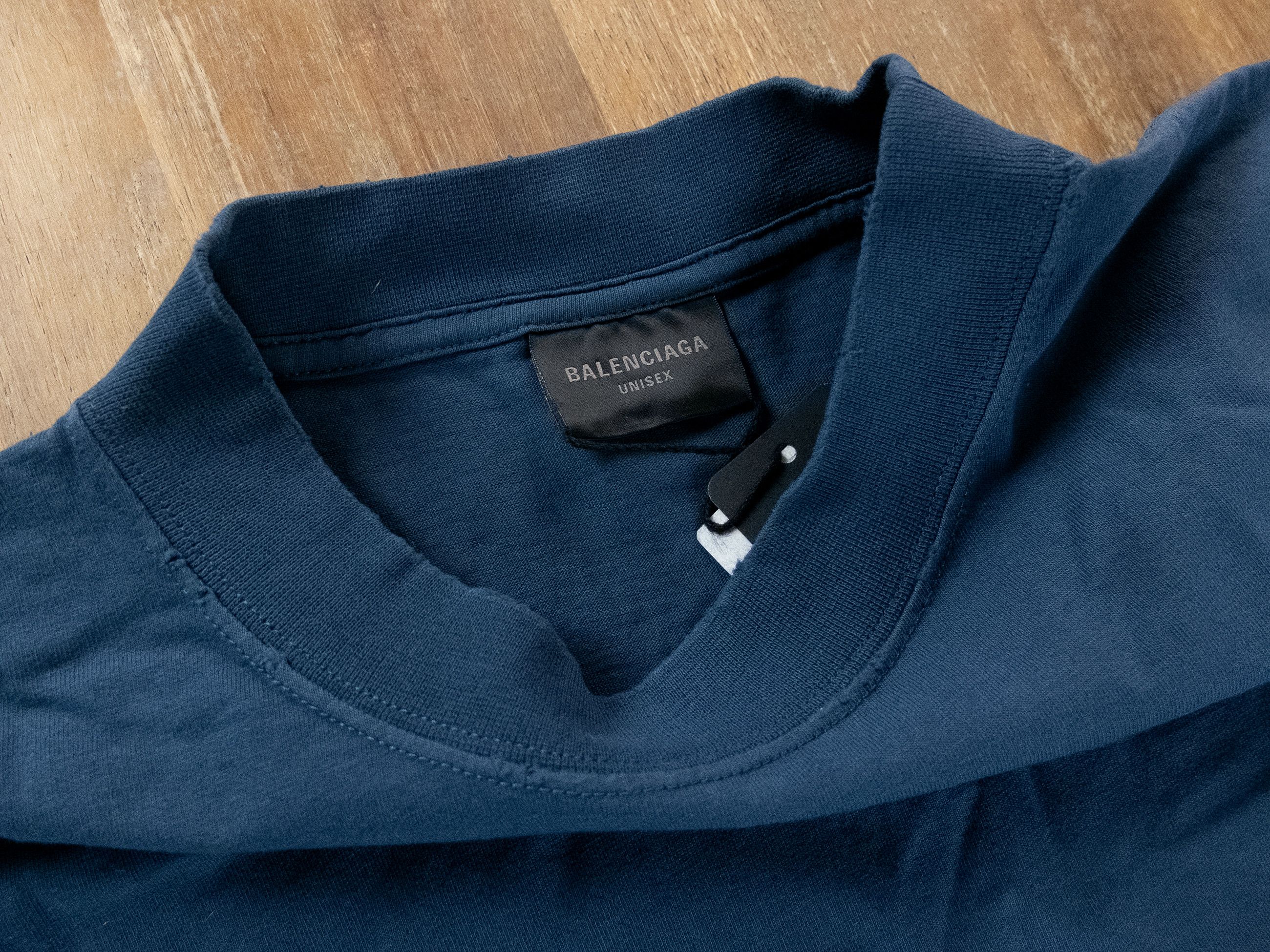 Balenciaga BALENCIAGA Laurel BB logo blue oversize t-shirt Size Medium Size US M / EU 48-50 / 2 - 6 Thumbnail