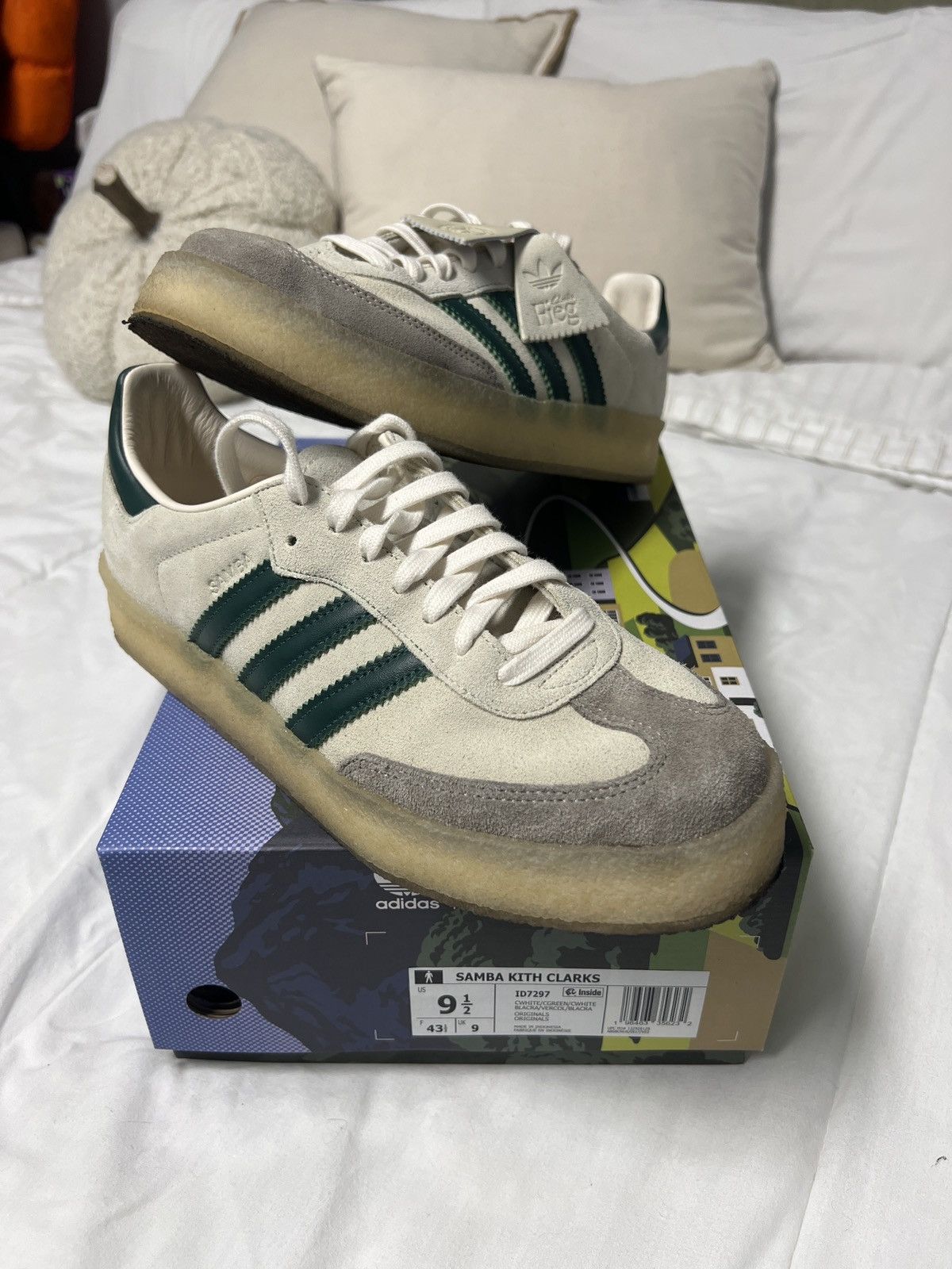adidas gazelle silver green womens Adidas x Kith x Clarks Unisex 8th Street Samba Shadow Green Low Top Sneakers main image 0