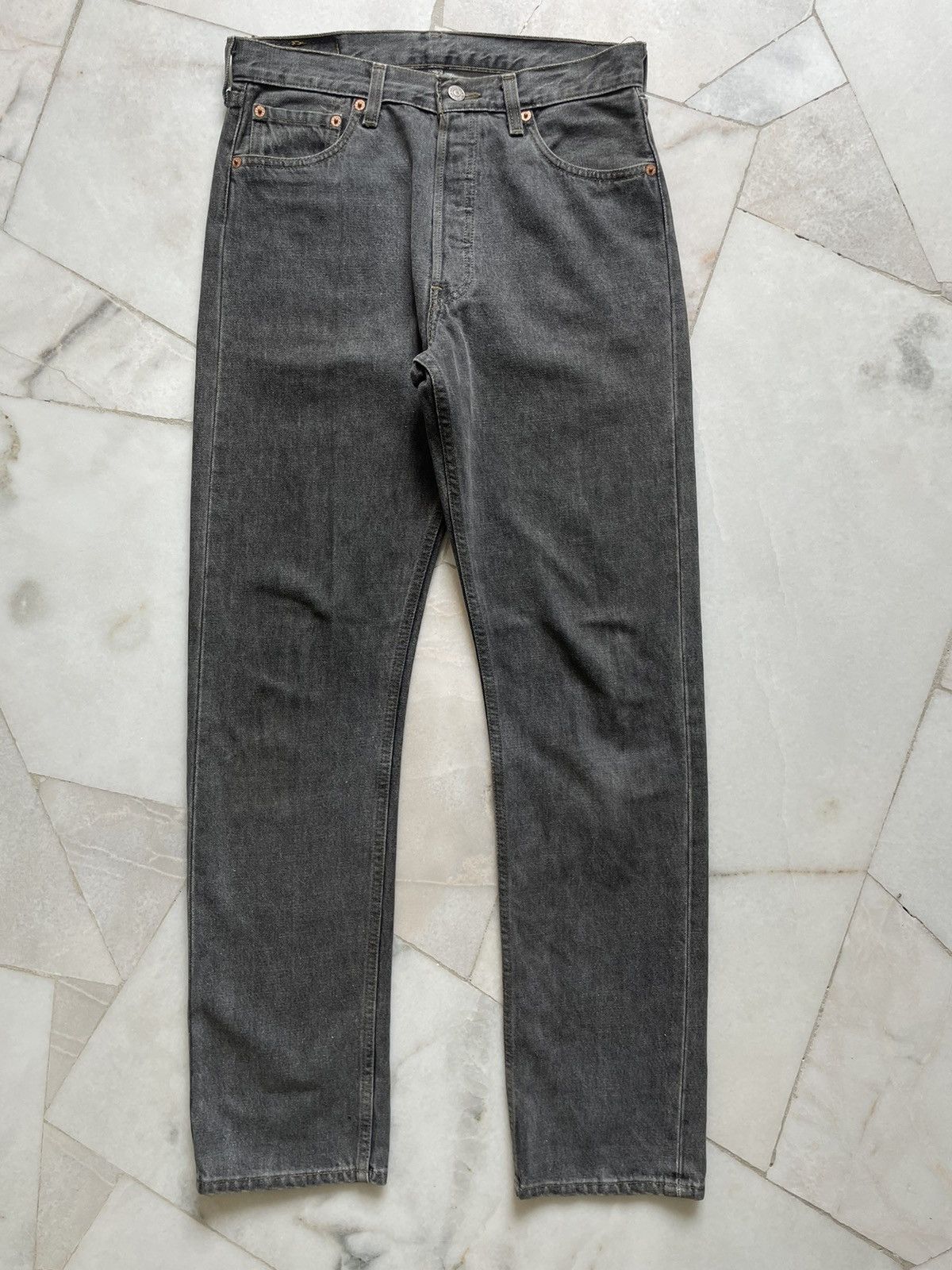 Levi's Vintage 90s Levis 501 All Black Jeans 30x32 Size US 30 / EU 46 - 1 Thumbnail
