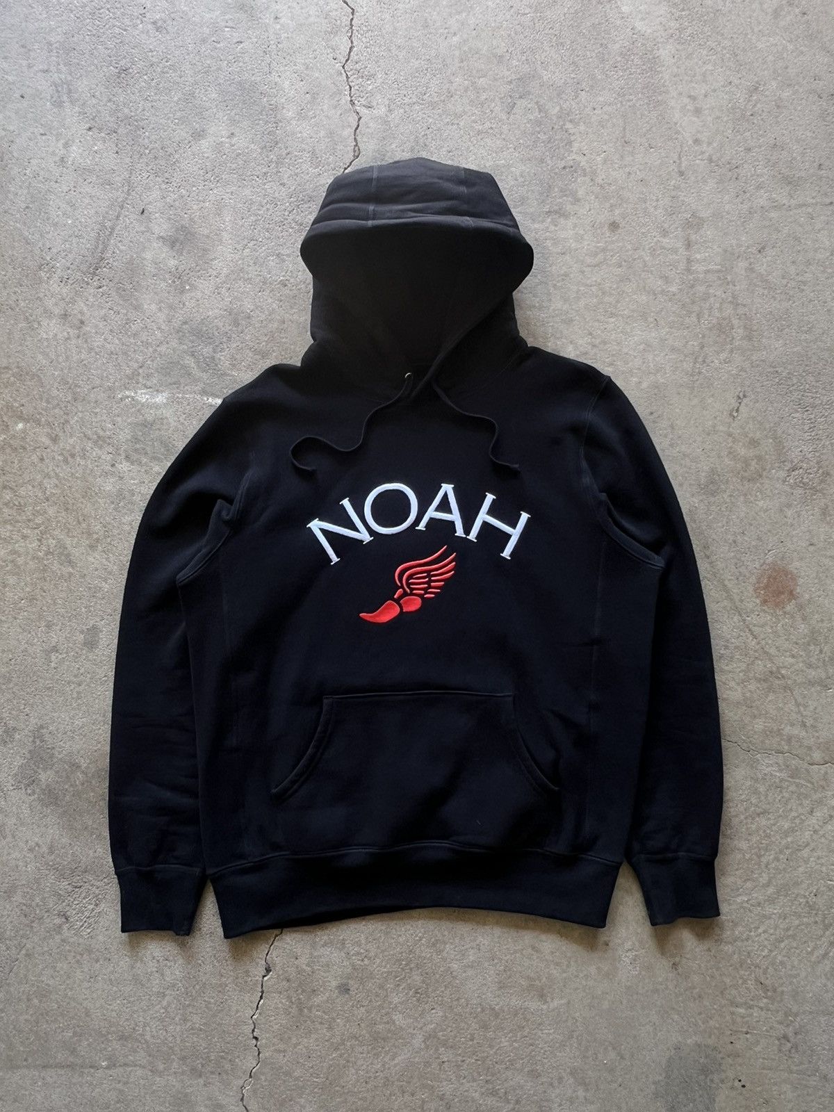 Japanese Brand × Noah × Streetwear Noah Hoodie Running Foot Logo 