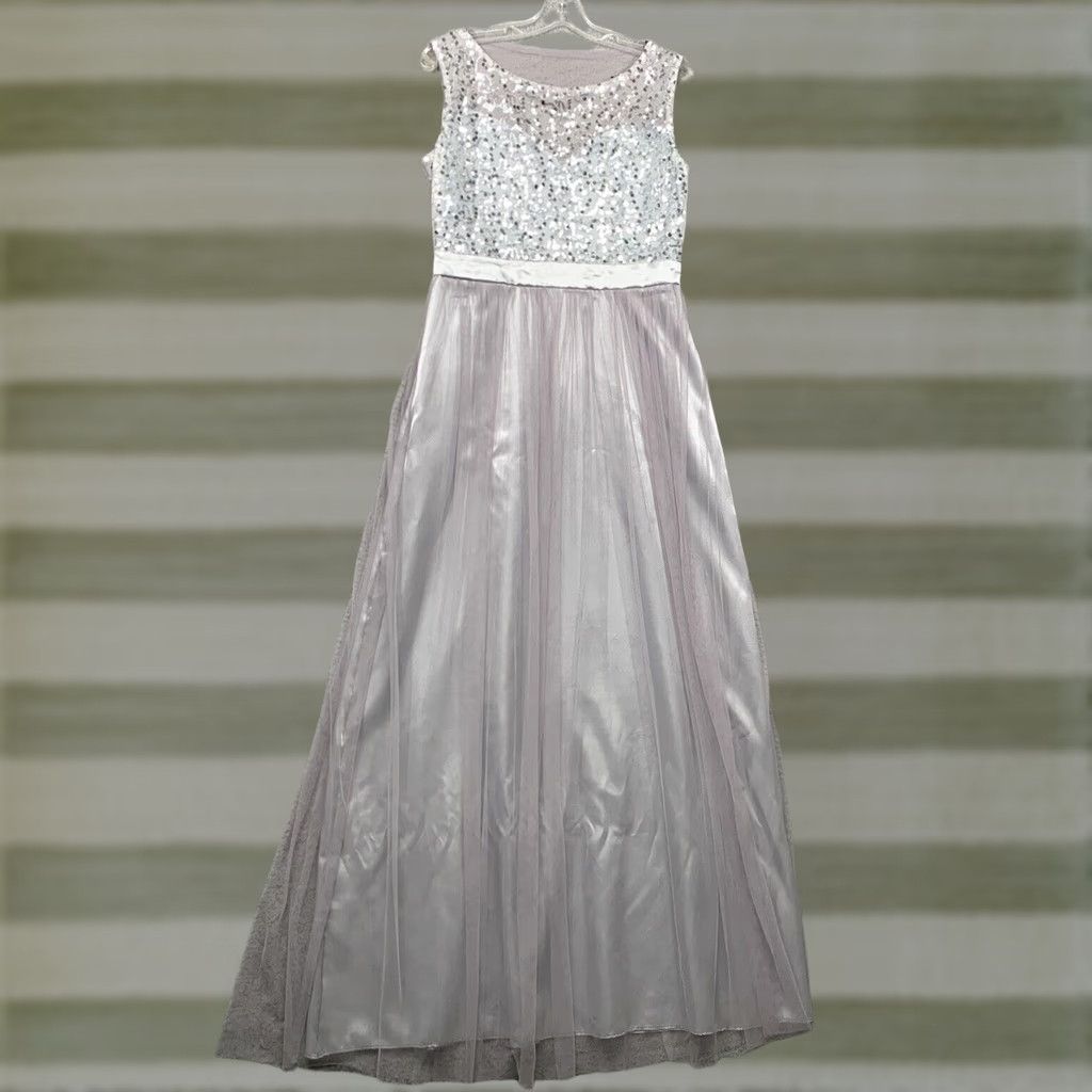 Vintage NEW Long Evening Gown Dress M (READ) Silver Gray Sheer Back Formal Prom NWOT Size M / US 6-8 / IT 42-44 - 1 Thumbnail