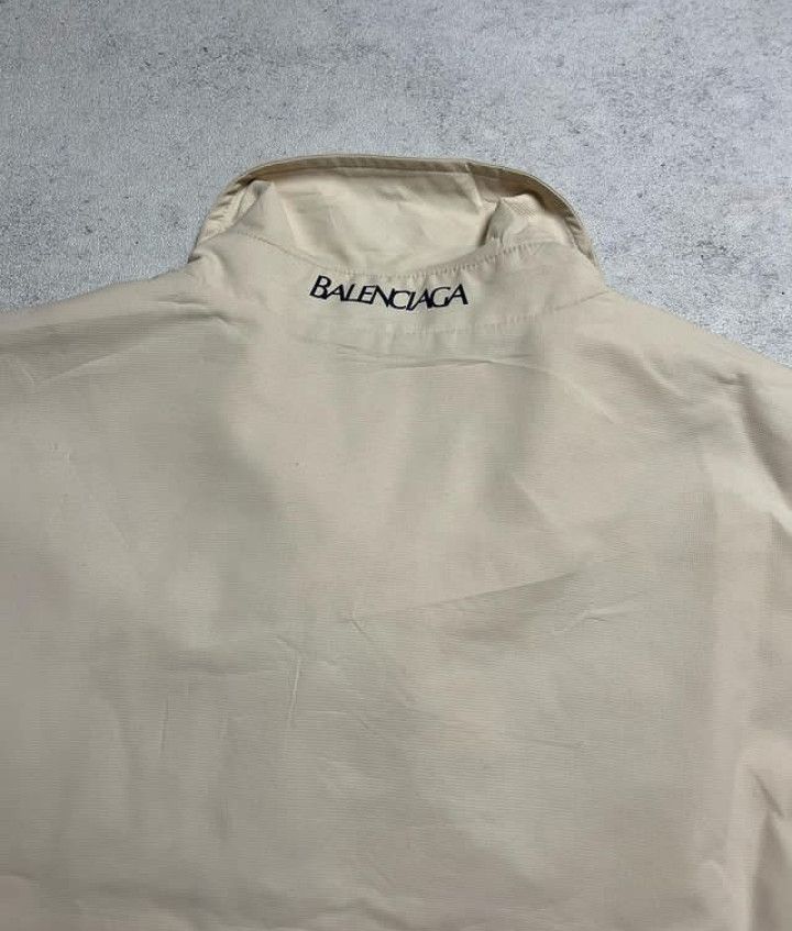 image of Itemvintage Balenciaga Jacket in Light Cream, Men's (Size Large)