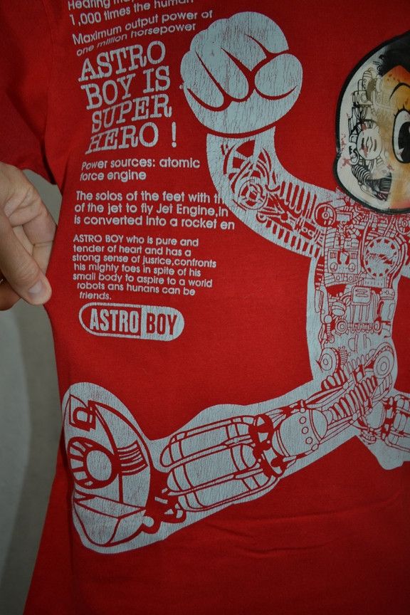 Anime × Japanese Brand × Vintage Vintage Astro Boy Anime Hologram t-shirt Size US L / EU 52-54 / 3 - 11 Thumbnail