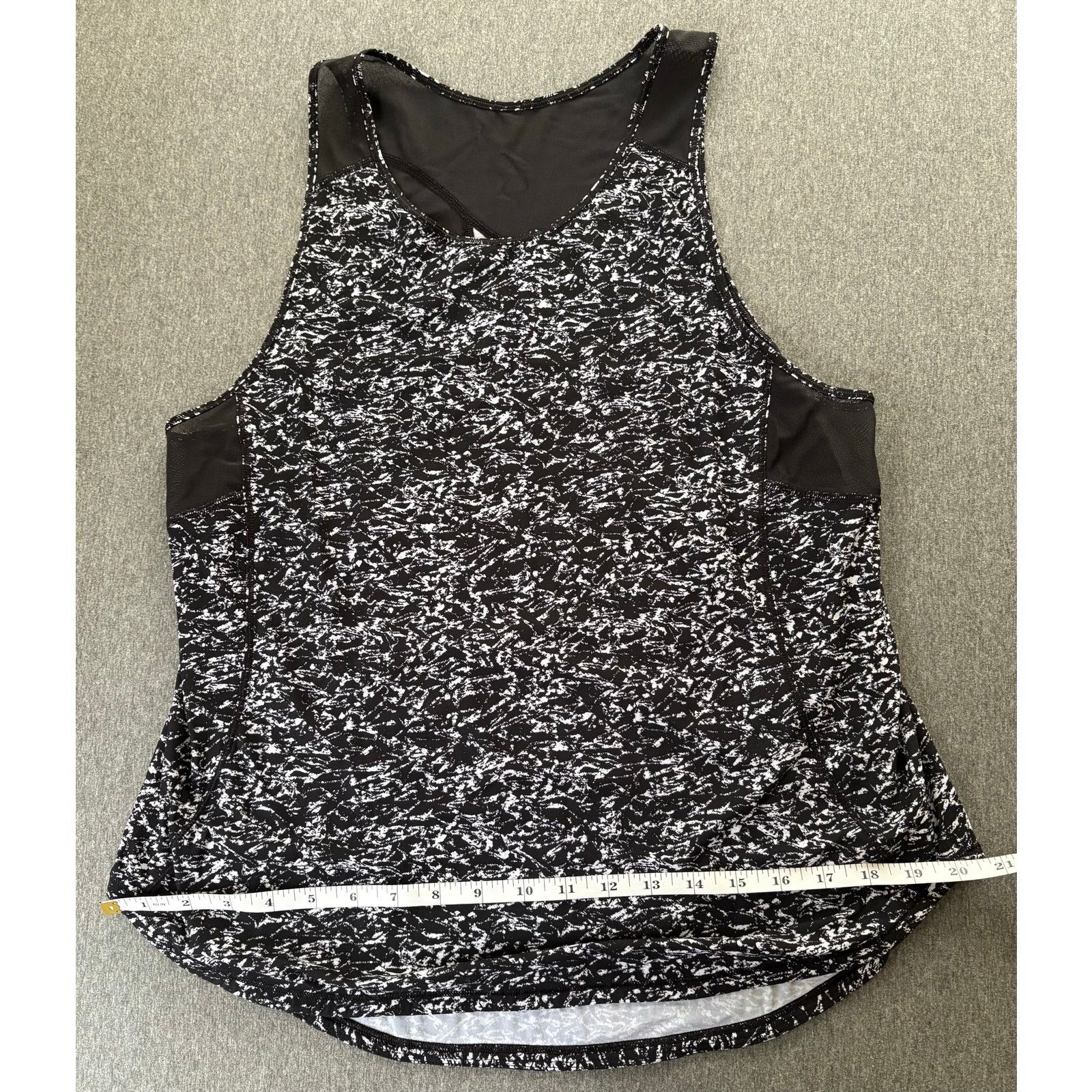 Lululemon Lululemon | Yoga Sculpt Sleeveless Mesh Tank | Medium Size M / US 6-8 / IT 42-44 - 3 Thumbnail