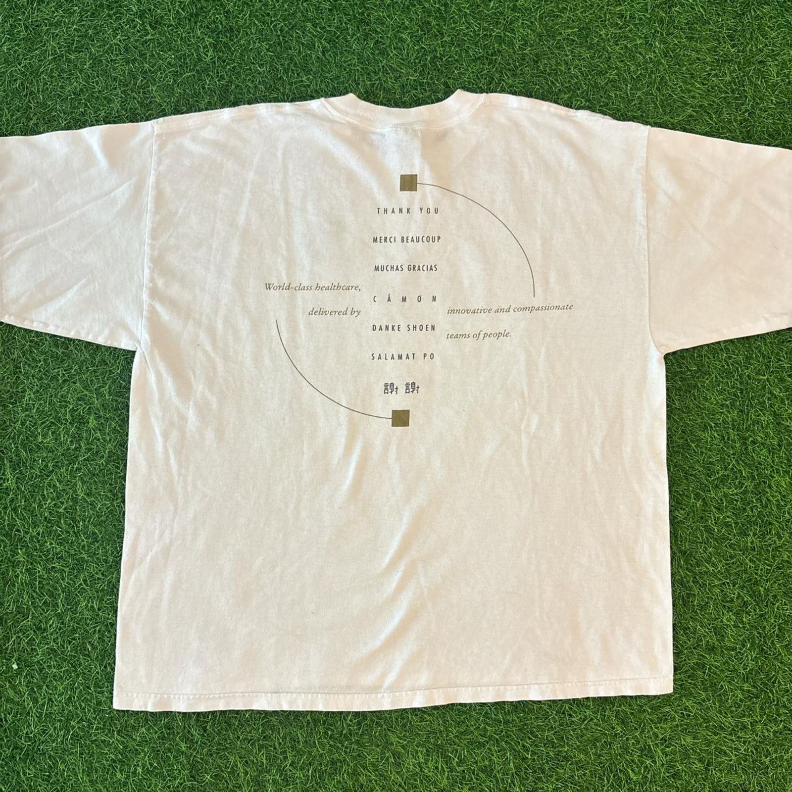 Gildan Vintage White Virginia Mason Staff Appreciation Graphic Tee Size US XL / EU 56 / 4 - 2 Thumbnail