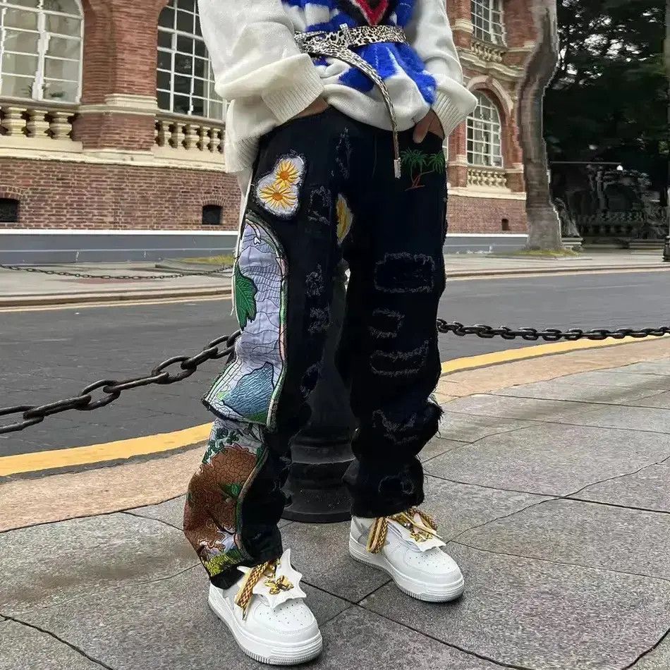 Japanese Brand Y2K Harajuku Patch Grunge Hip Hop Jeans Trousers Size US 34 / EU 50 - 1 Thumbnail