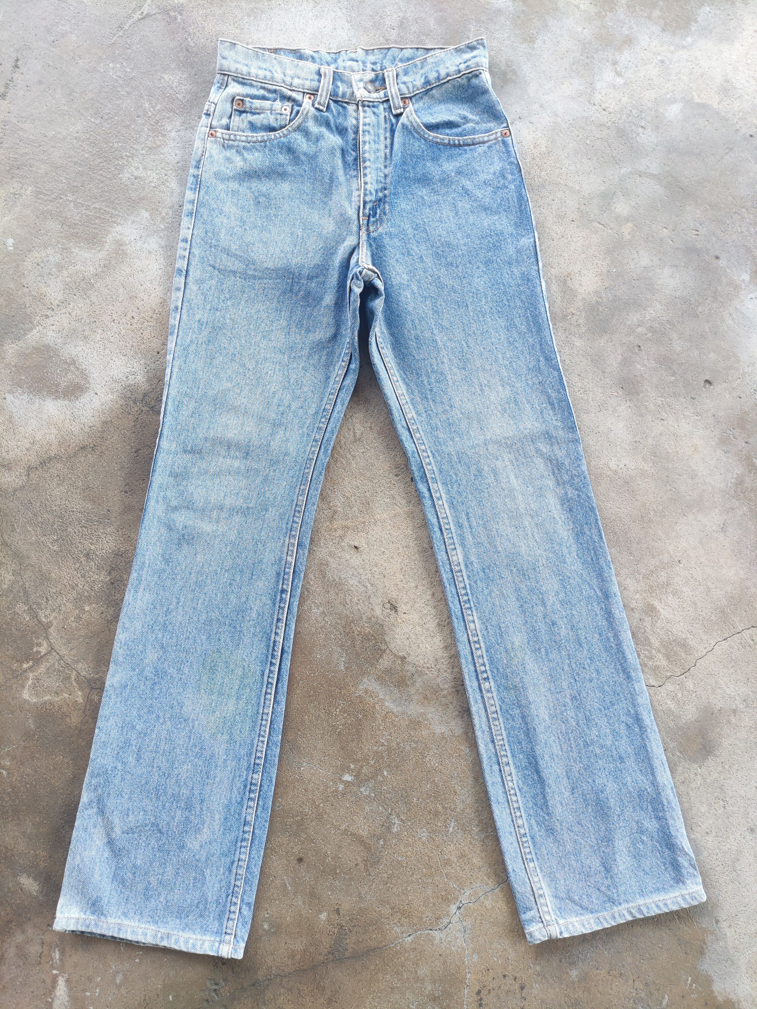Levi's Vintage Levi's Brand Denim Faded Ripped Pants Size US 26 / EU 42 - 1 Thumbnail