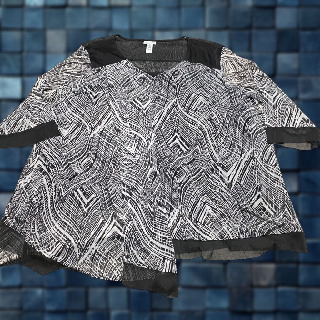 Vintage Catherines Blouse Shirt Geometric 3X Black White V-Neck 3/4 Sleeve Sheer Womens Plus 3X Shirt Geometric Black White V-Neck 3/4 Sleeve Sheer Size XXL / US 16-18 / IT 52-54 - 1 Thumbnail