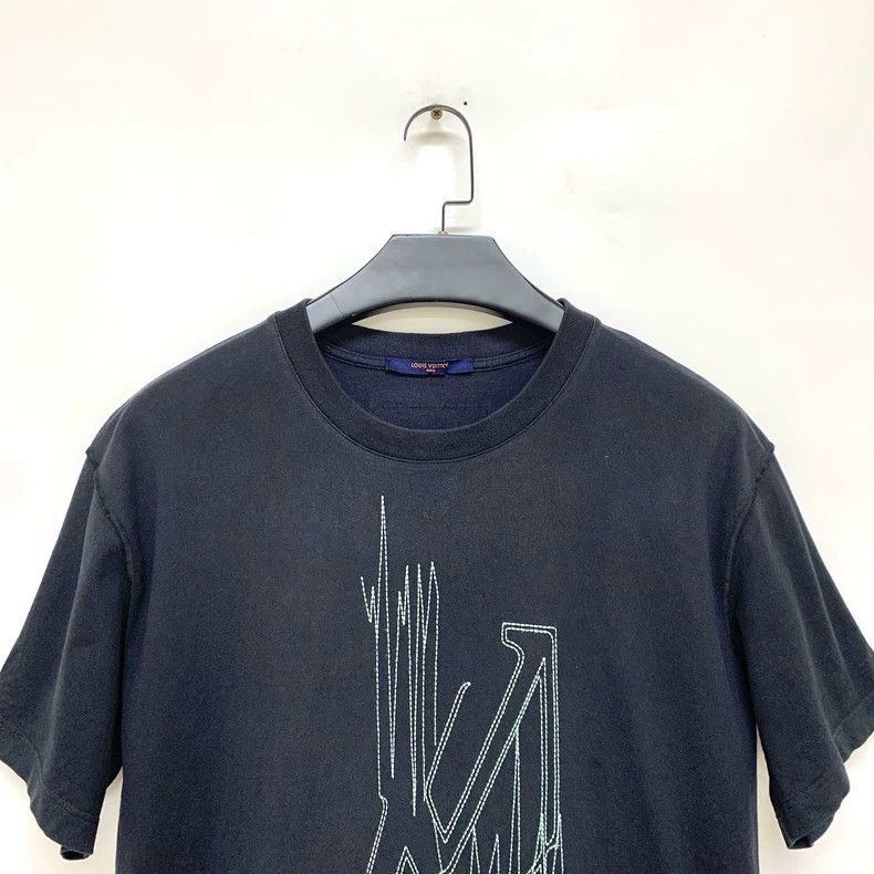 Louis Vuitton Louis Vuitton Black short-sleeved T-shirt Size US XL / EU 56 / 4 - 3 Thumbnail