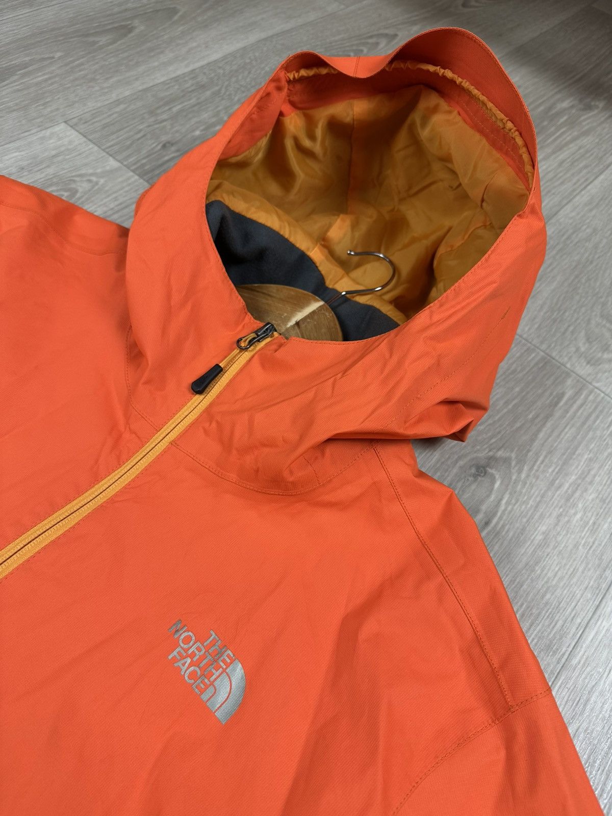 The North Face The North Face HyVent Membrane Orange Jacket Size XL Size US XL / EU 56 / 4 - 4 Thumbnail