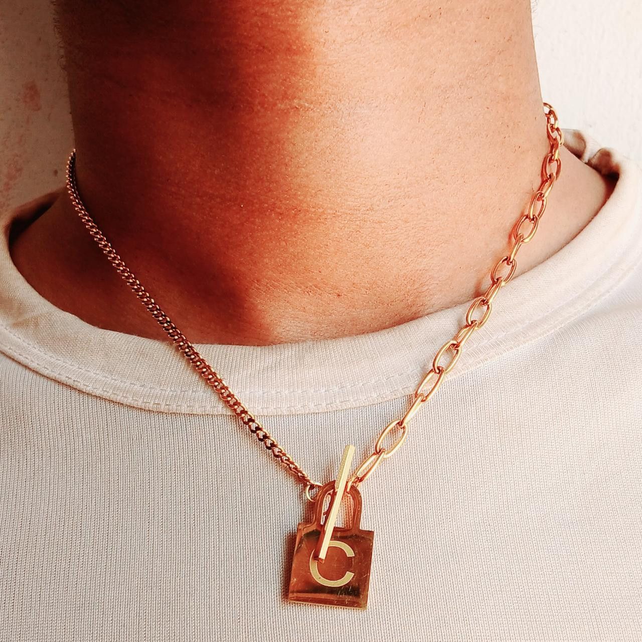 Other Retro Gold Color Irregular Metal Chain Lock Pendant Necklace Size ONE SIZE - 2 Thumbnail