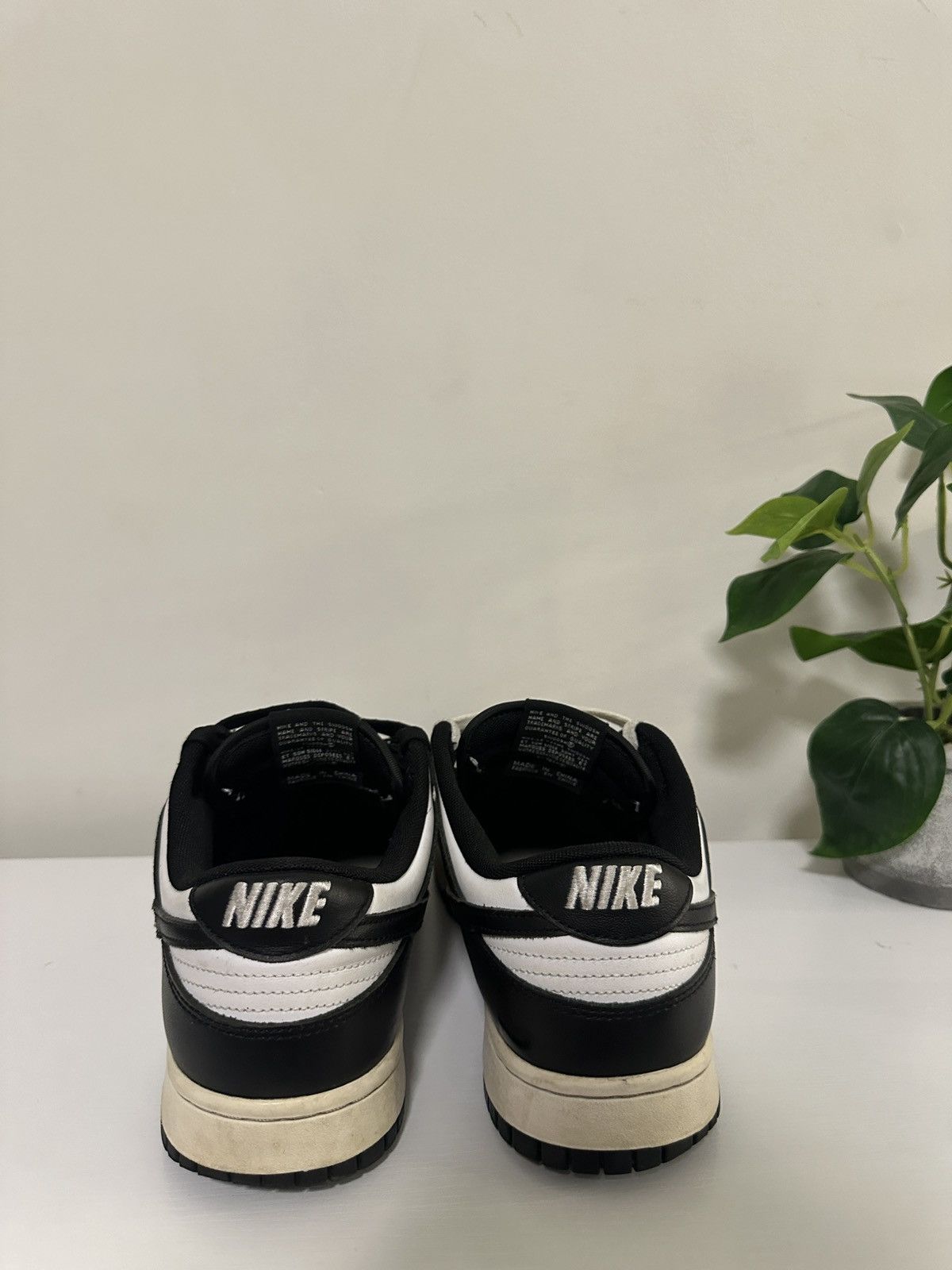 Nike Nike Mens retro panda dunks Size US 9 / EU 42 - 4 Thumbnail