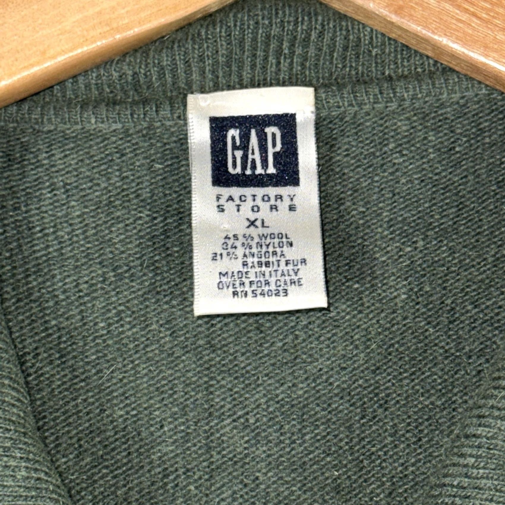 Gap Gap Factory Store Green Wool Angora Blend Collared Cardigan Sweater XL Italy Men Regular Size XL Green Knit Lightweight Casual 90s? Size US XL / EU 56 / 4 - 4 Thumbnail