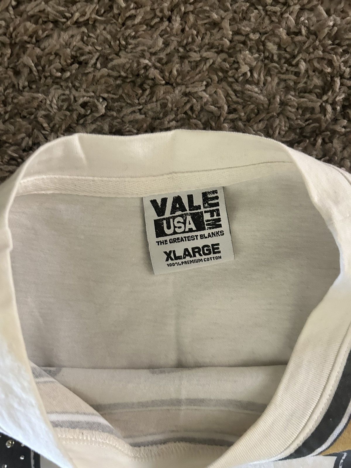 Vale Vale Football tshirt Size US XL / EU 56 / 4 - 2 Thumbnail