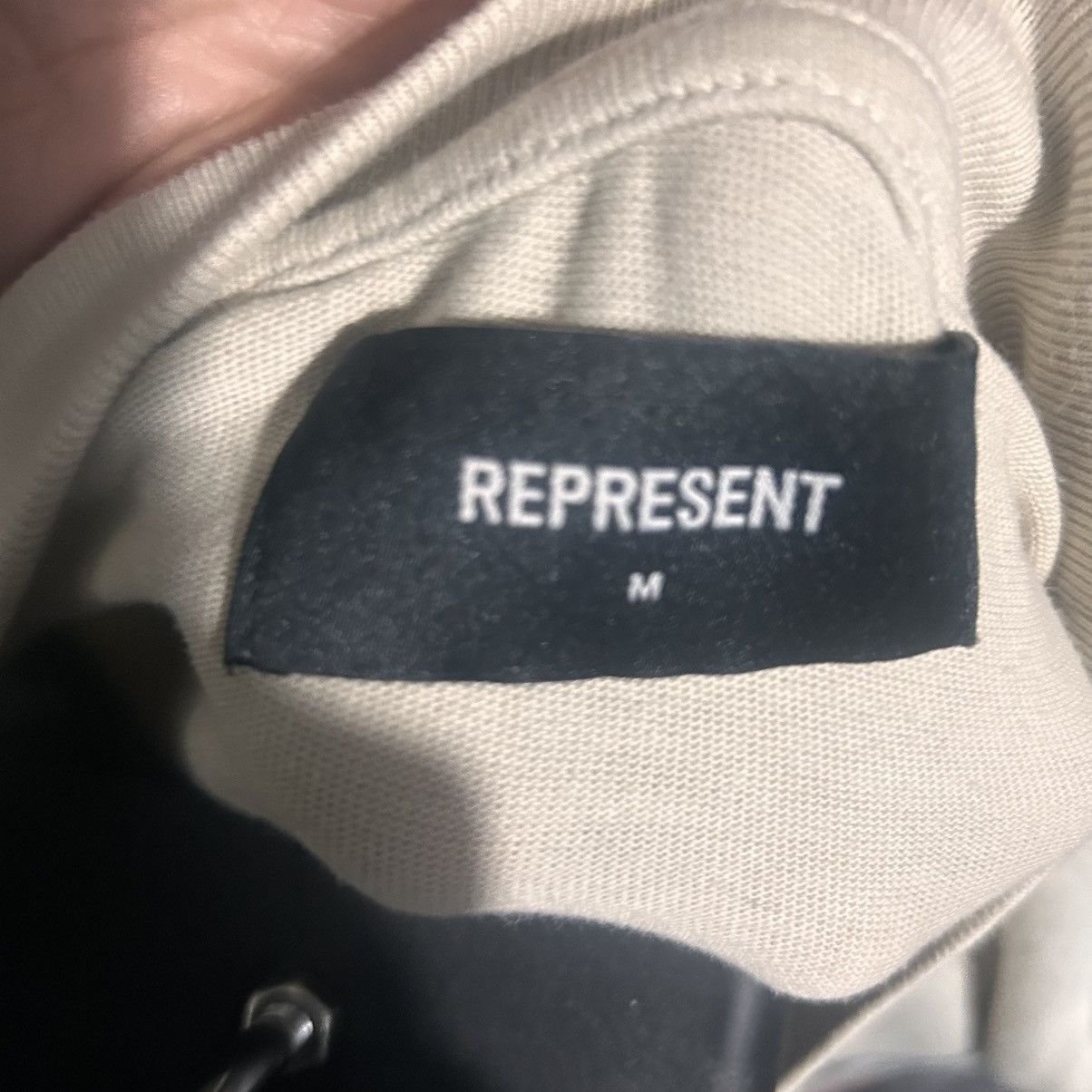 Represent Clo. Represent ‘Feel the Heat’ t shirt size Medium Size US M / EU 48-50 / 2 - 5 Thumbnail