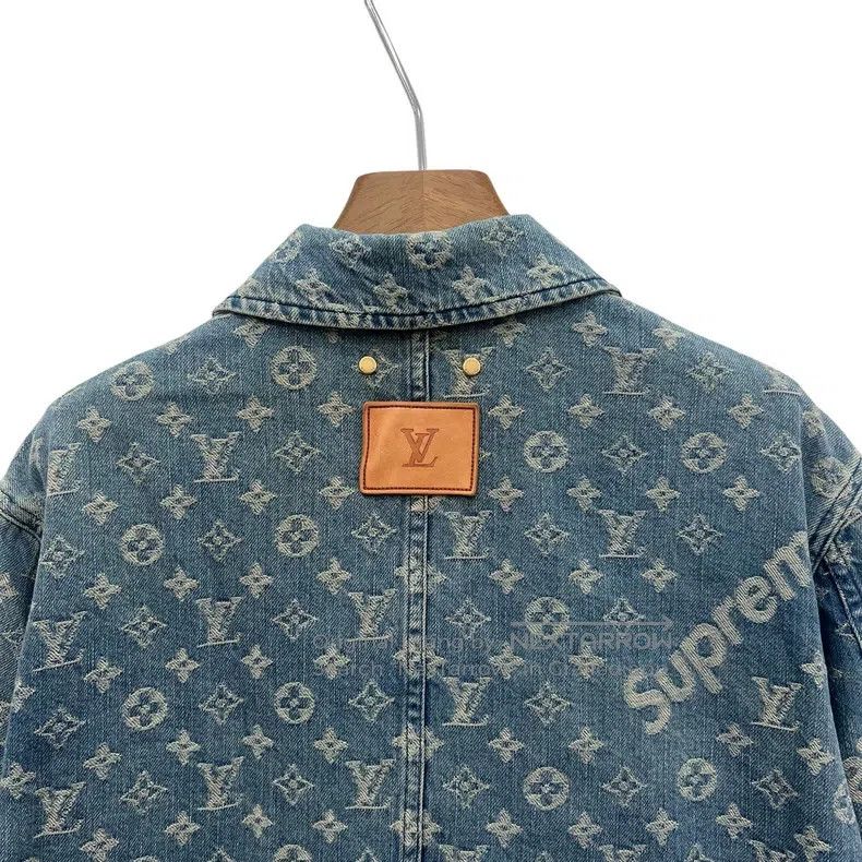 Louis Vuitton Louis Vuitton Co-branded denim jacket Size US S / EU 44-46 / 1 - 4 Thumbnail