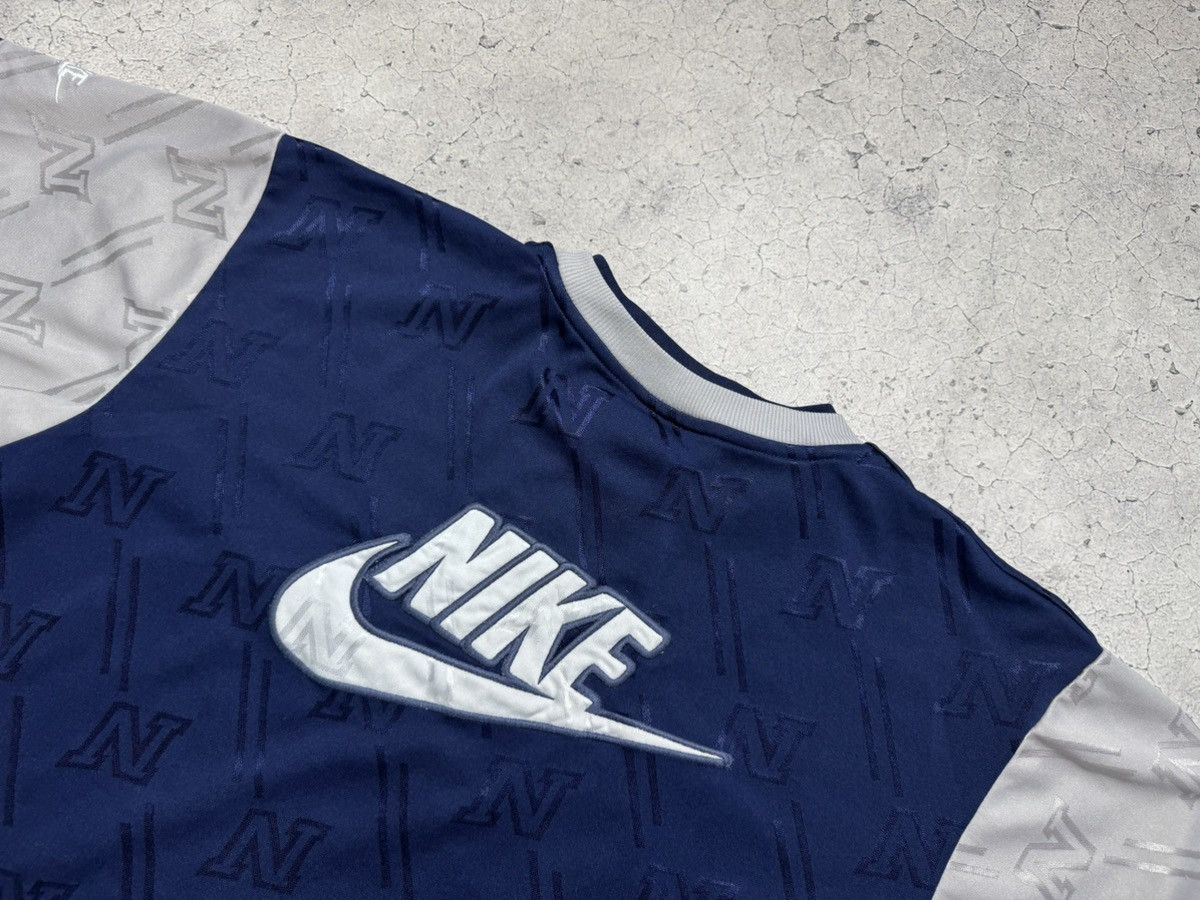 Nike Vintage 90s Nike Monogram Jersey Shirt Big Logo Swoosh Y2K Size US L / EU 52-54 / 3 - 11 Thumbnail