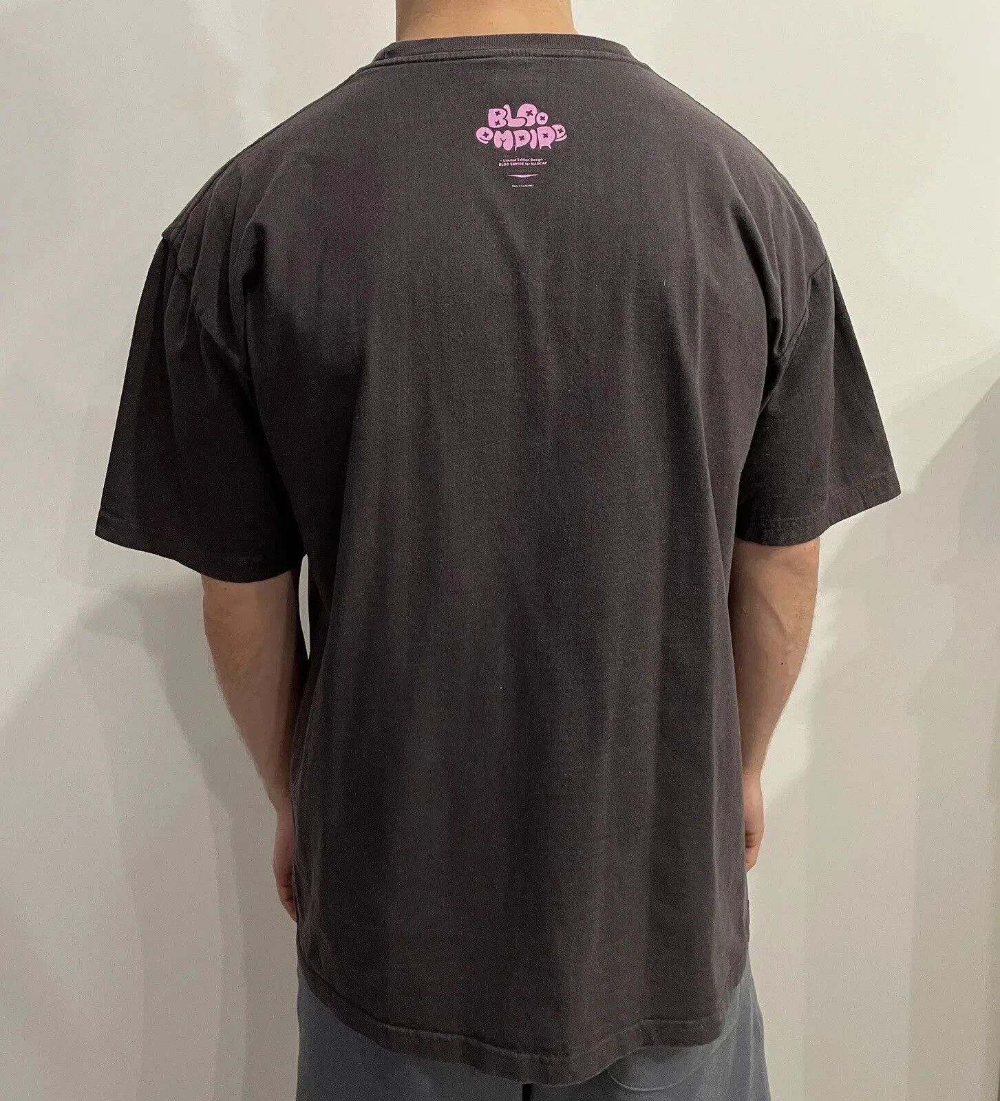 Vintage VINTAGE 2000s MADCAP T-SHIRT MENS DRAGONS Bloke Retro FADED Size US L / EU 52-54 / 3 - 2 Thumbnail