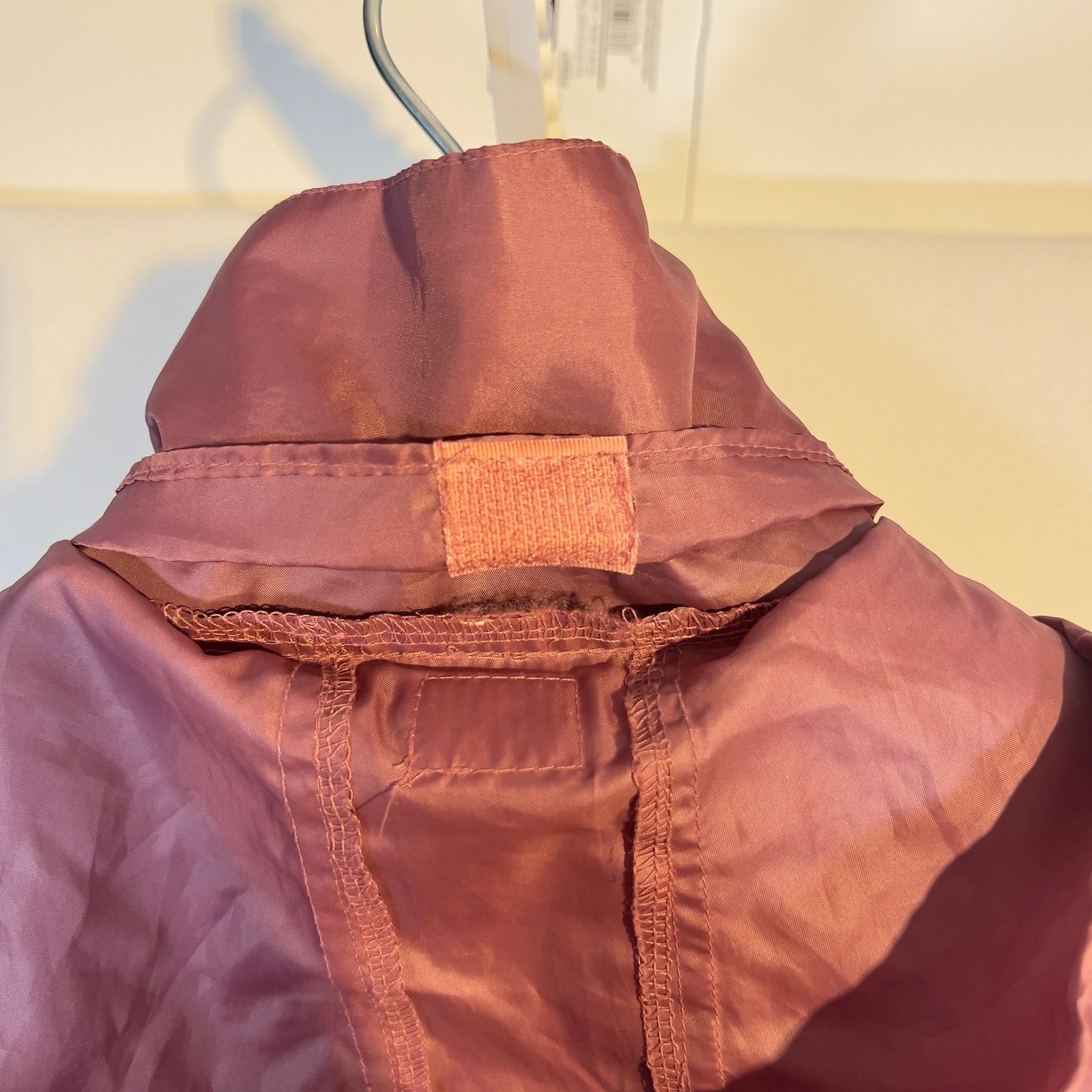 Other Tudor Court Vintage Raincoat Woman L Hide-Away Hood Full Zip Size L / US 10 / IT 46 - 18 Thumbnail