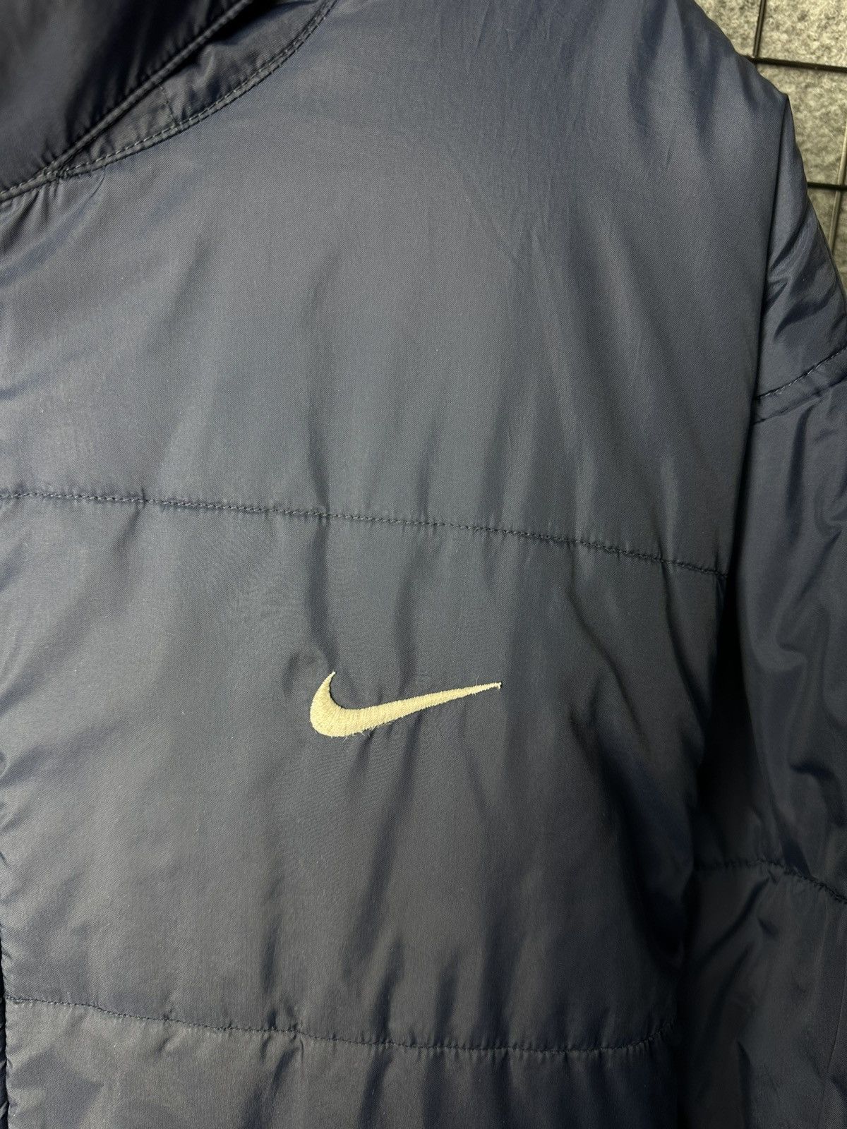 Vintage Nike Reversible All Over Print Swoosh Logo Jacket Size L Size US L / EU 52-54 / 3 - 14 Thumbnail