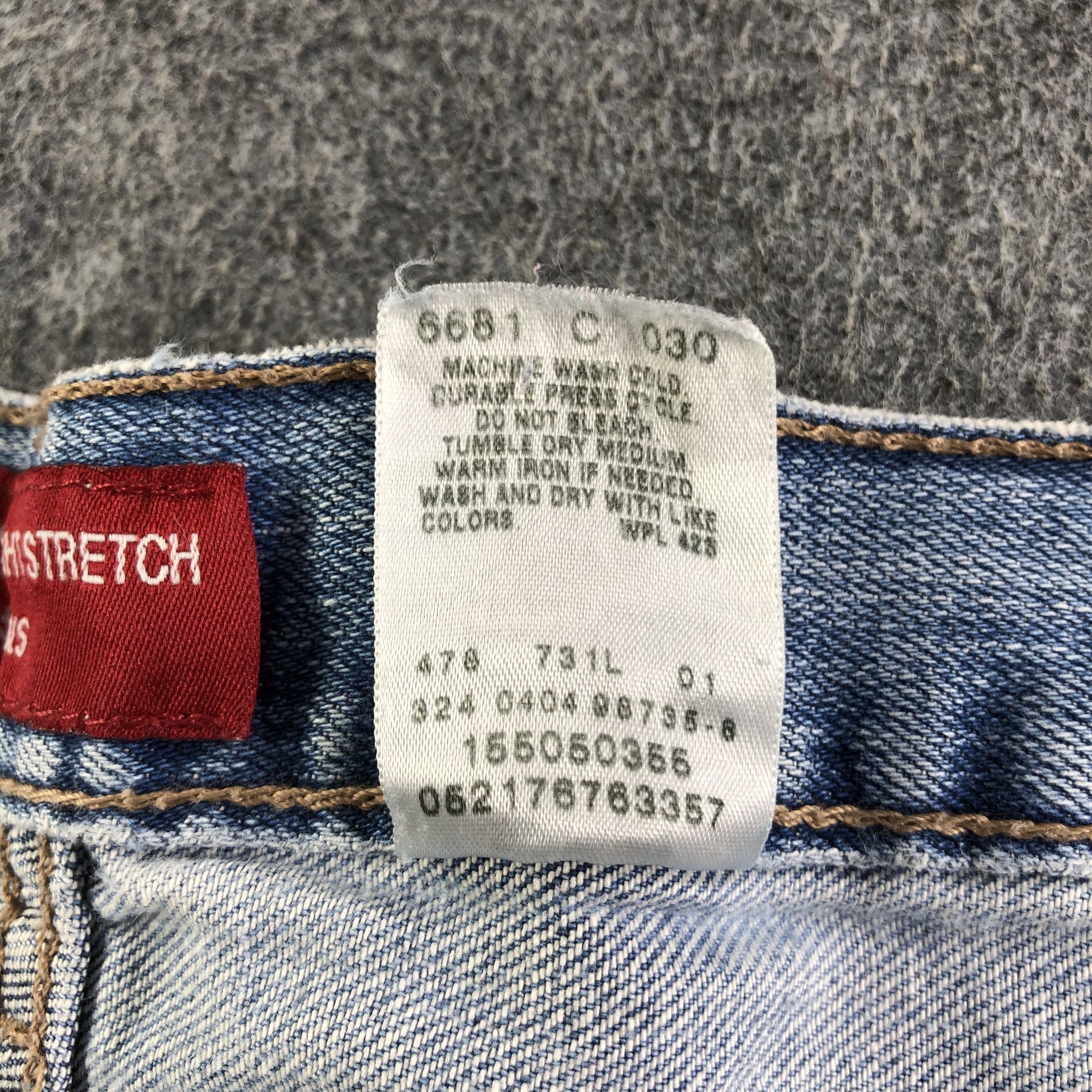 Levi's Vintage 90s Blue Wash Levis 505 Jeans-J3147 Size US 37 - 12 Thumbnail