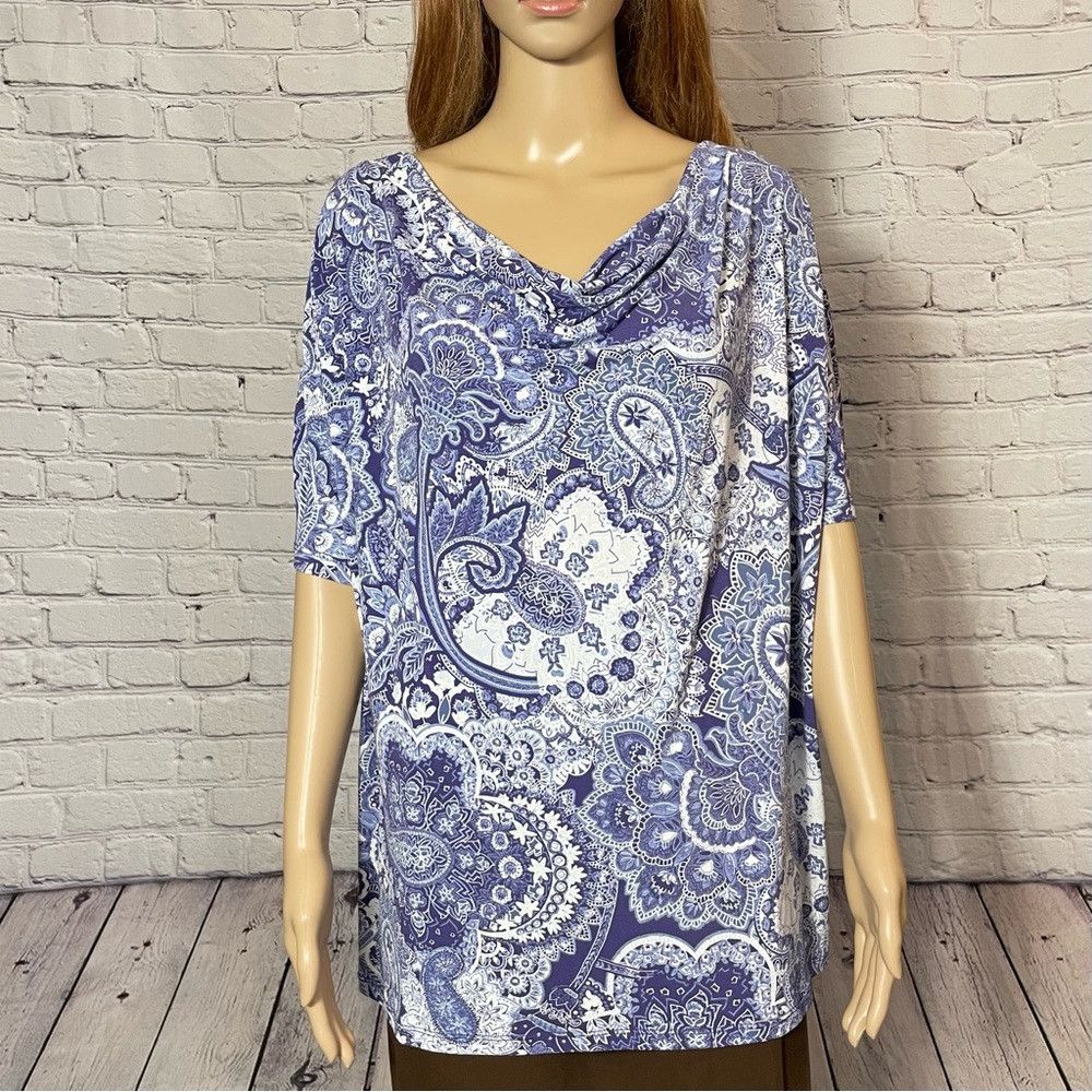 Elie Tahari NWT New Tahari Blue Paisley Short Sleeve Top Size 1X Size XL / US 12-14 / IT 48-50 - 1 Thumbnail