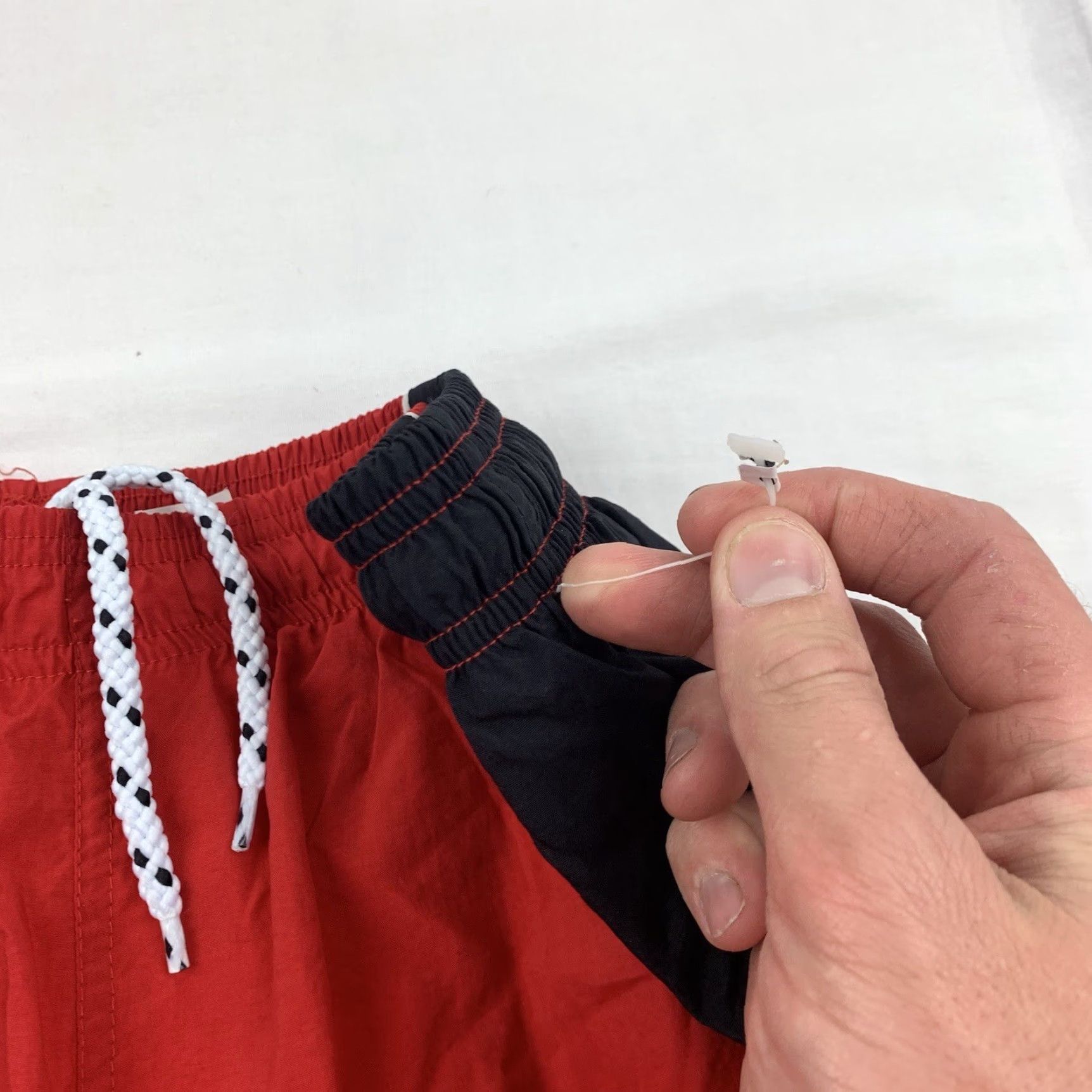 Body Glove VINTAGE Body Glove Swim Trunks Men 2XL Red Trunks Beach Pool 90s USA Swimsuit Shorts Size US 39 - 3 Thumbnail