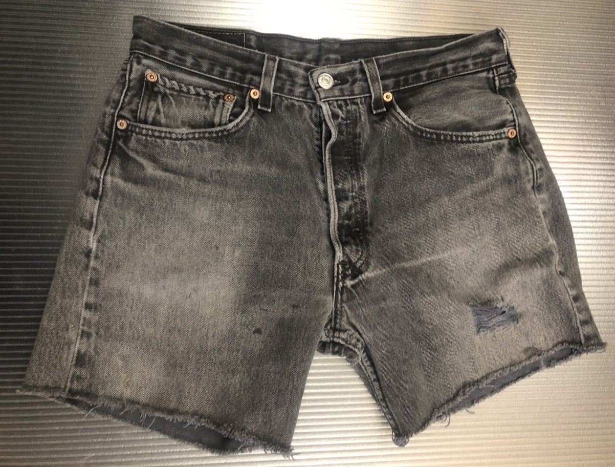Levi's Levi's 🇺🇸 501XX asphalt denim patched cutoff vintage short 32 Size US 32 / EU 48 - 1 Thumbnail