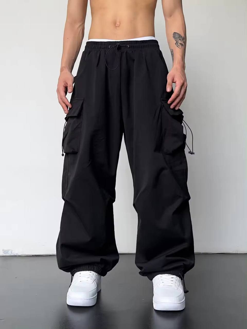 men's monochrome kargo pants y2k